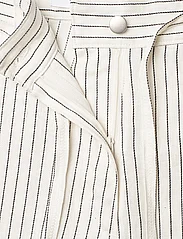 Day Birger et Mikkelsen - Culkin - Cozy Linen Stripe - linen trousers - black - 3