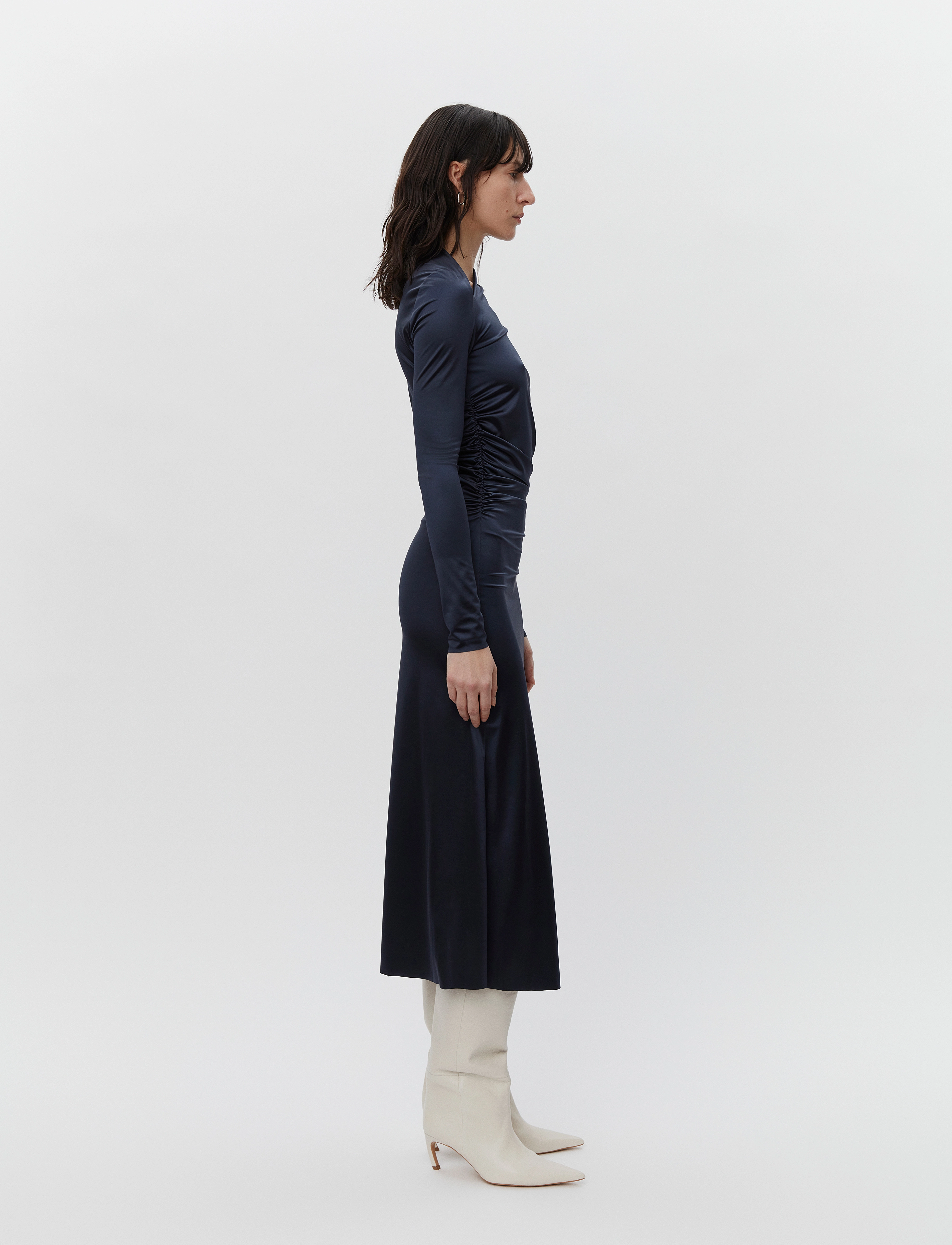 Lori Glossy Stretch 2