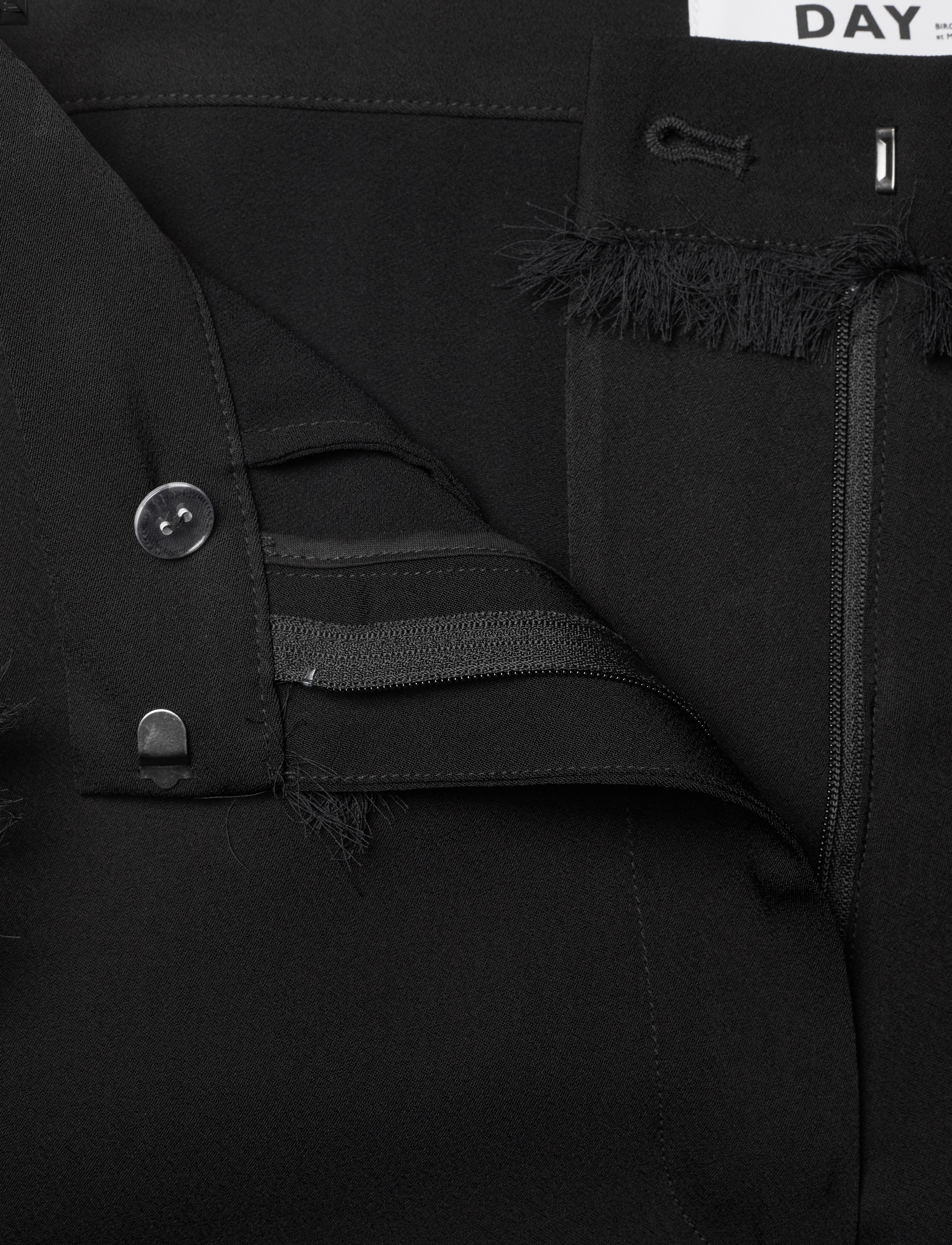 Day Birger et Mikkelsen - Theodor - Matte Crepe - vida byxor - black - 3