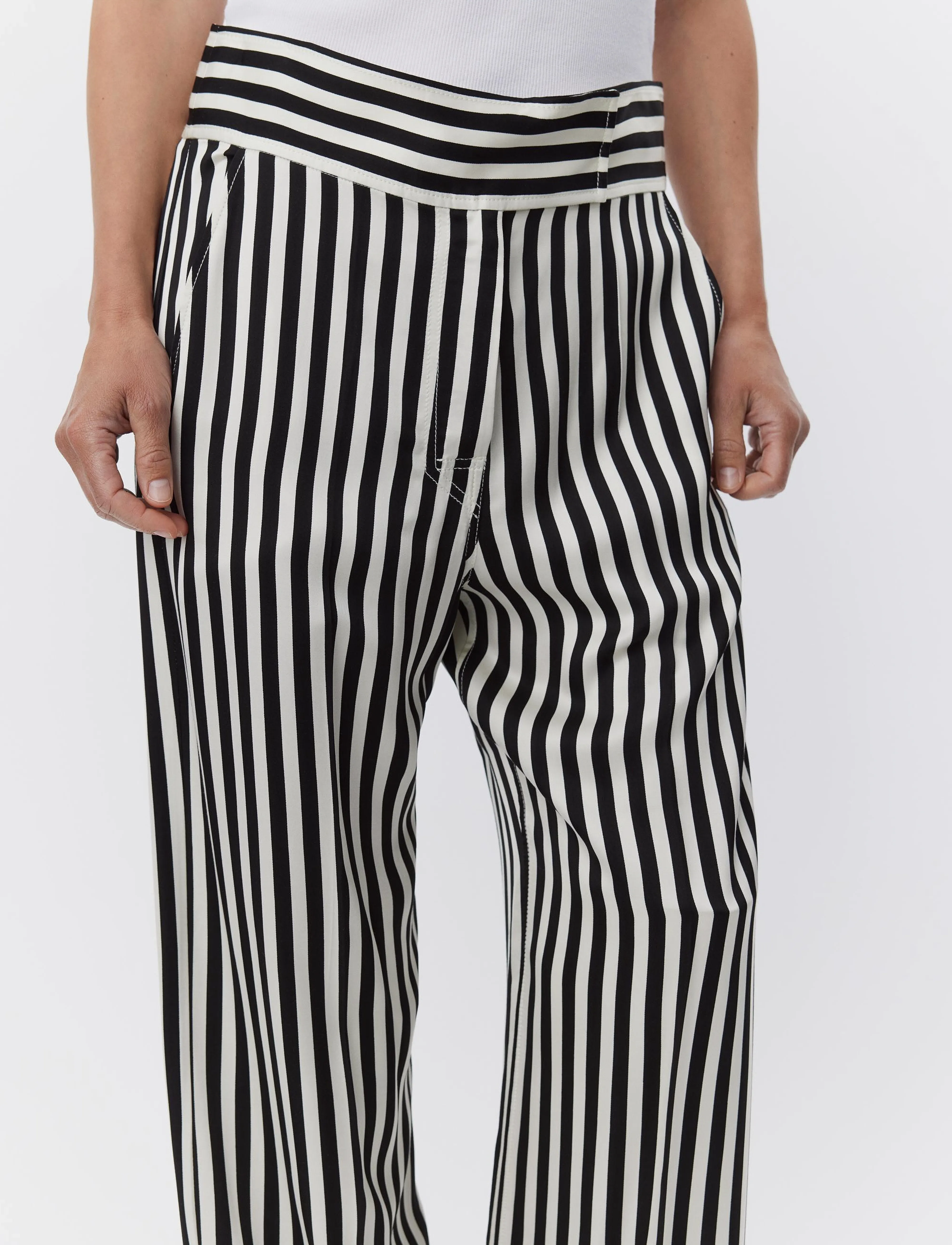 Day Birger et Mikkelsen - Gabin - Striped Viscose - leveälahkeiset housut - fluid stripes - 3