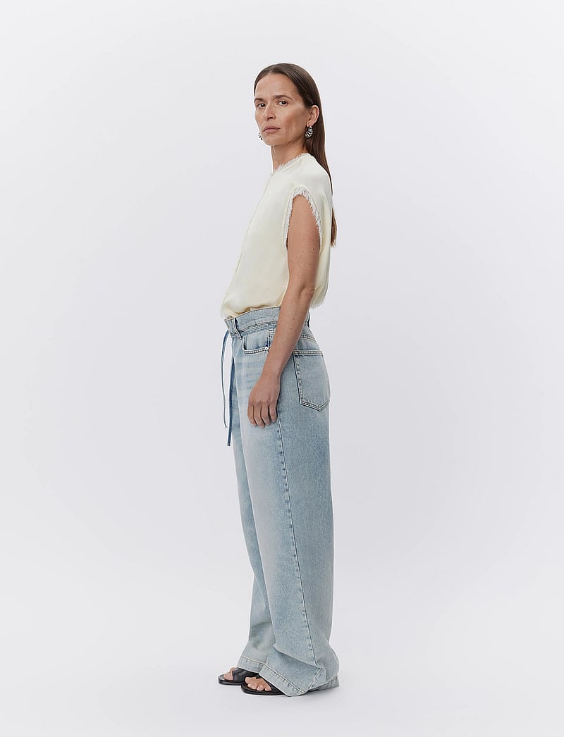 Day Birger et Mikkelsen - Lise - Matte Crepe - Ærmeløse bluser - winter white - 4