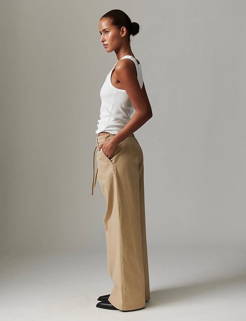 Day Birger et Mikkelsen - Jade - Modern Canvas - pidulikud püksid - tree house - 4