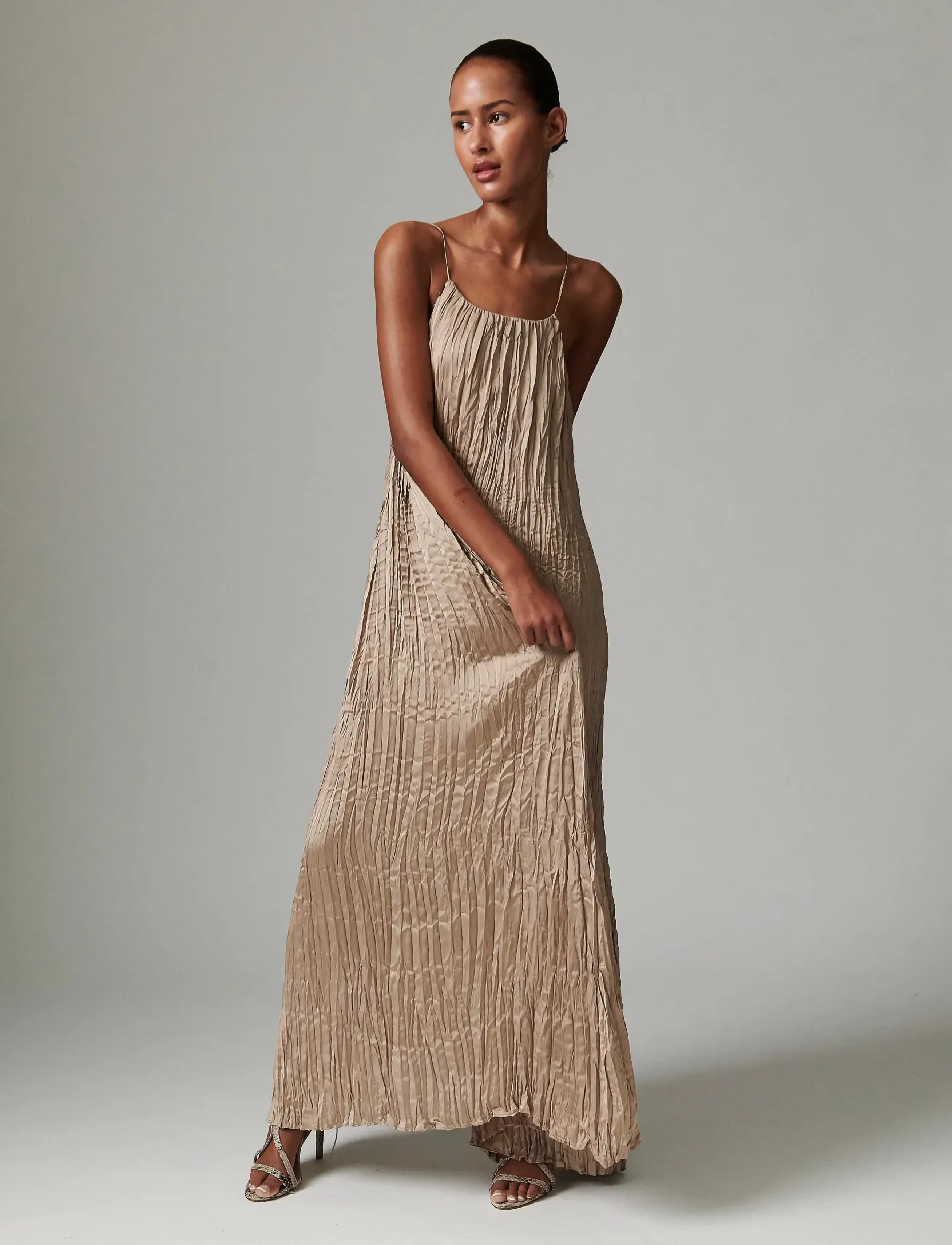 Day Birger et Mikkelsen Tyrice - Crinkled Surface - Schlupfkleider - COBBLESTONE / beige