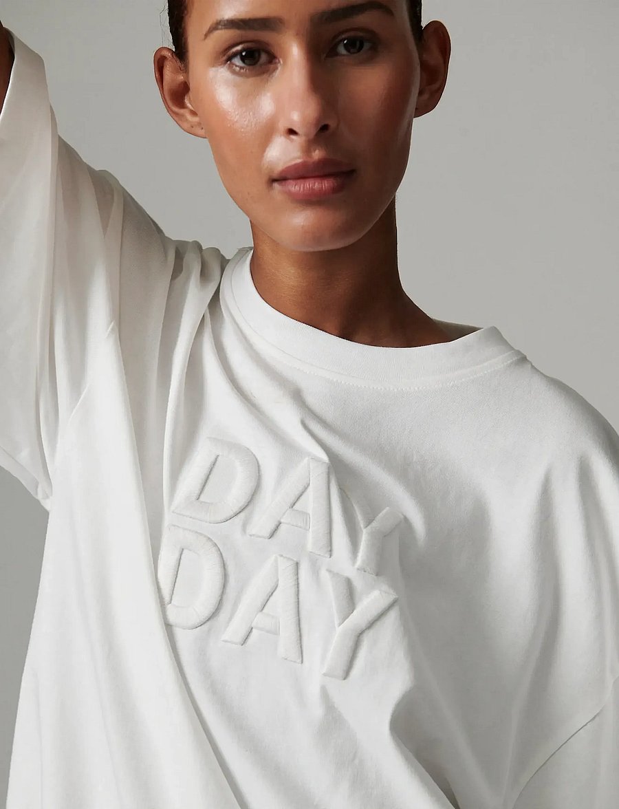Day Birger et Mikkelsen - Drew King embroidery - Heavy Jersey - t-shirts - bright white - 5