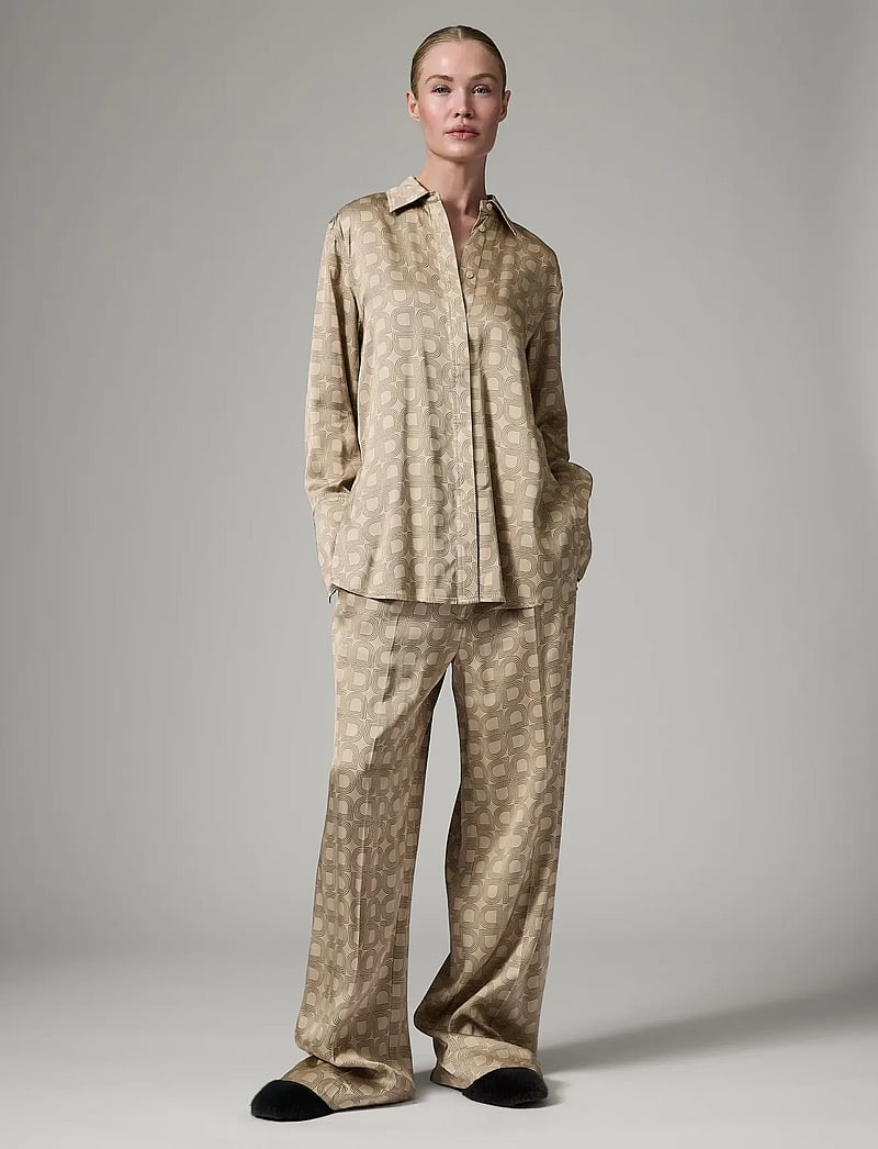 Day Birger et Mikkelsen - Phoebe - Fluid Viscose - laia säärega püksid - humus - 0