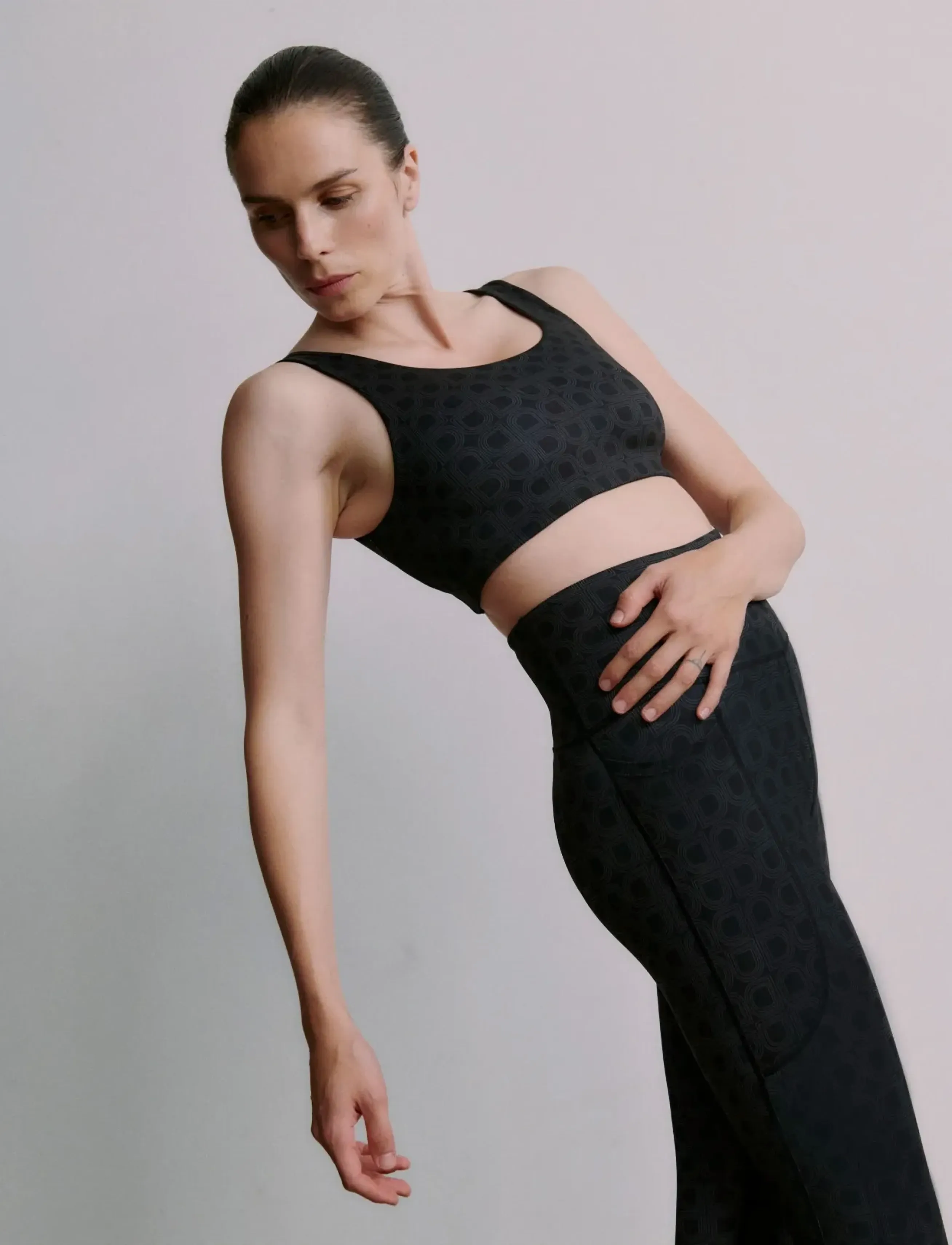 Day Birger et Mikkelsen Sol - Athleisure - Crop tops - RAVEN / black
