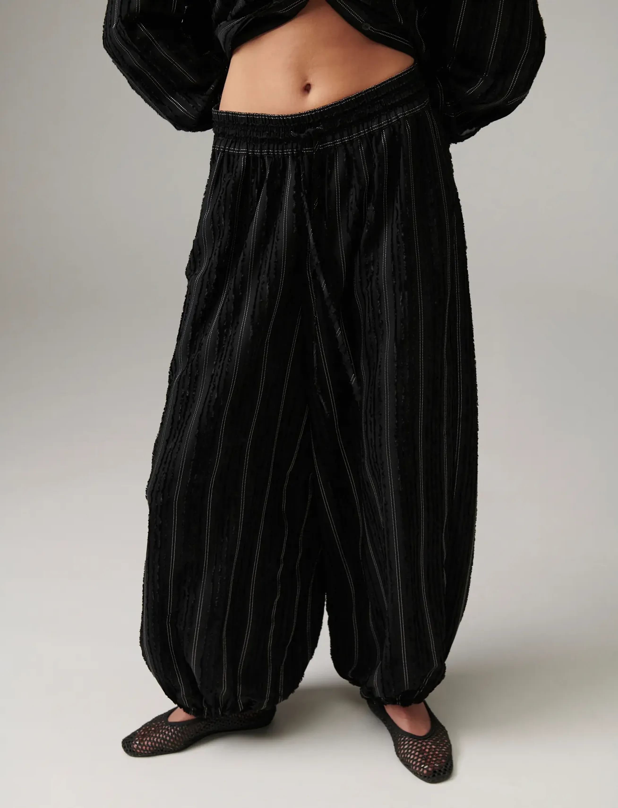 Dayharsha Raw Stripes