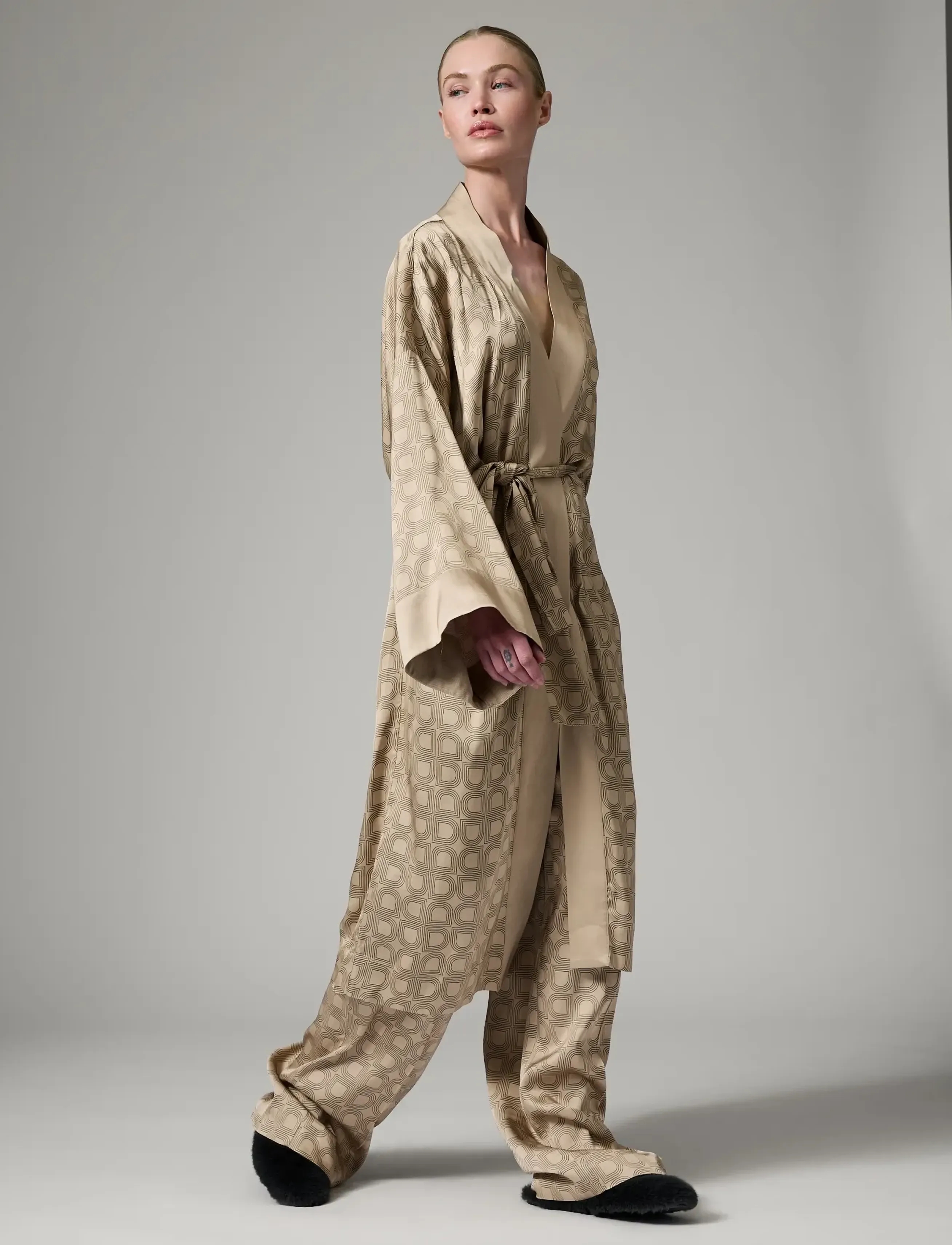 Day Birger et Mikkelsen - Rani- Fluid Viscose - sünnipäevakingitused - humus - 5