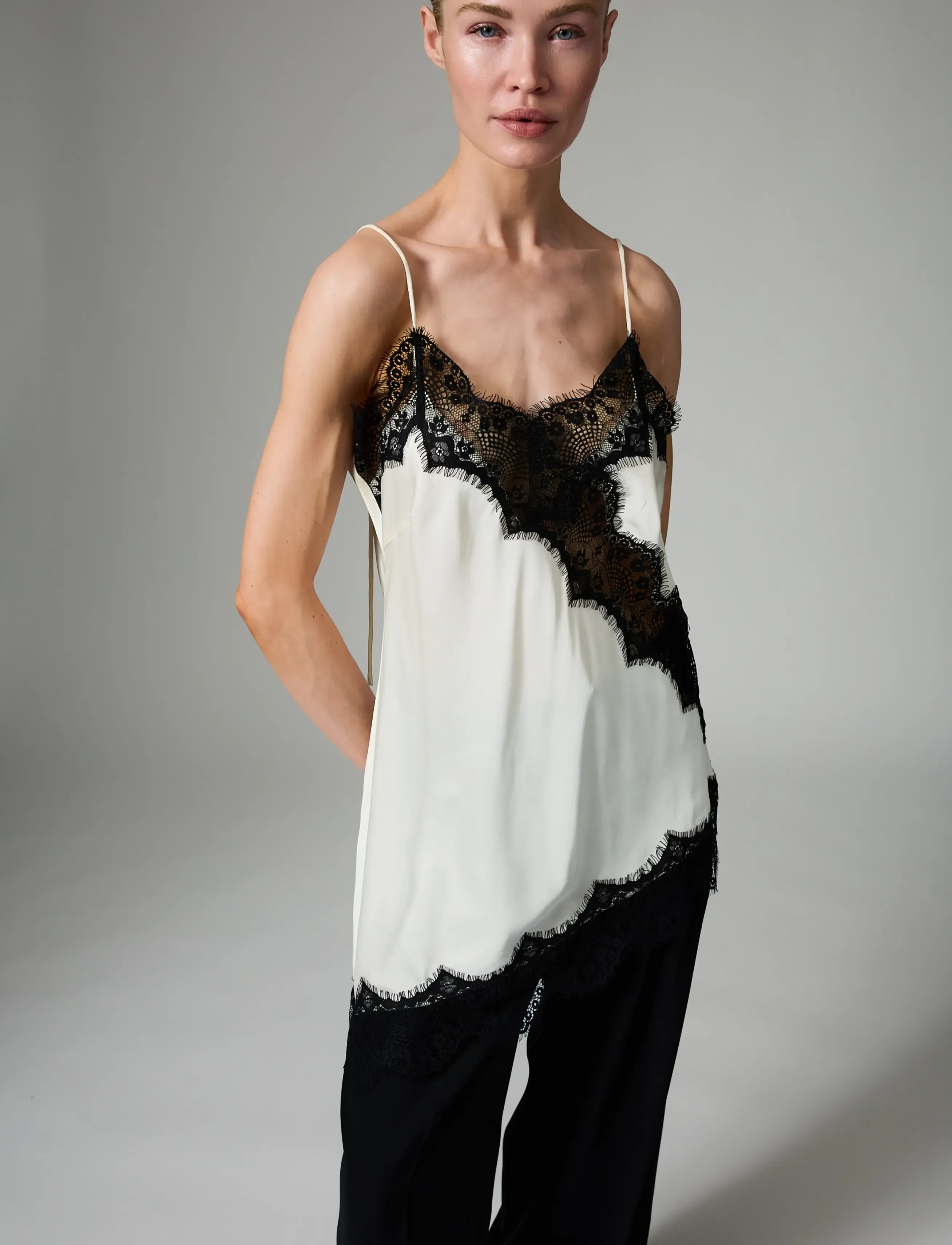 Day Birger et Mikkelsen Muta- Fluid Viscose - T-shirts & Toppar - JET STREAM / cream