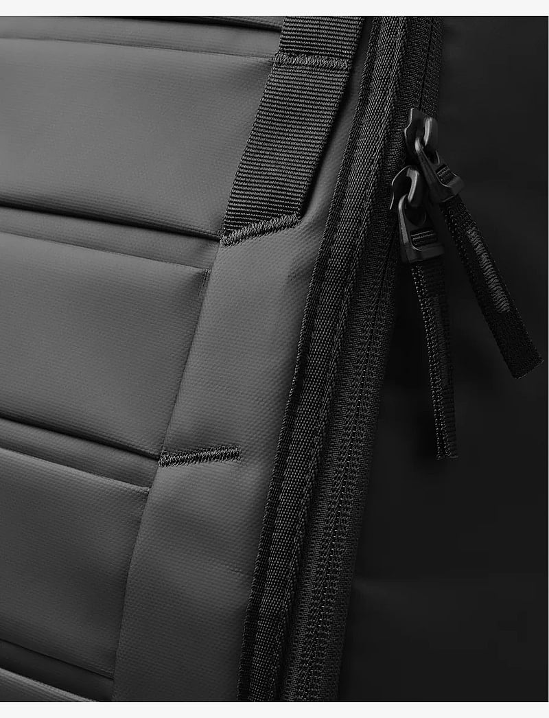 Db Journey - Hugger Backpack 25L - sporta mugursomas - black out - 5