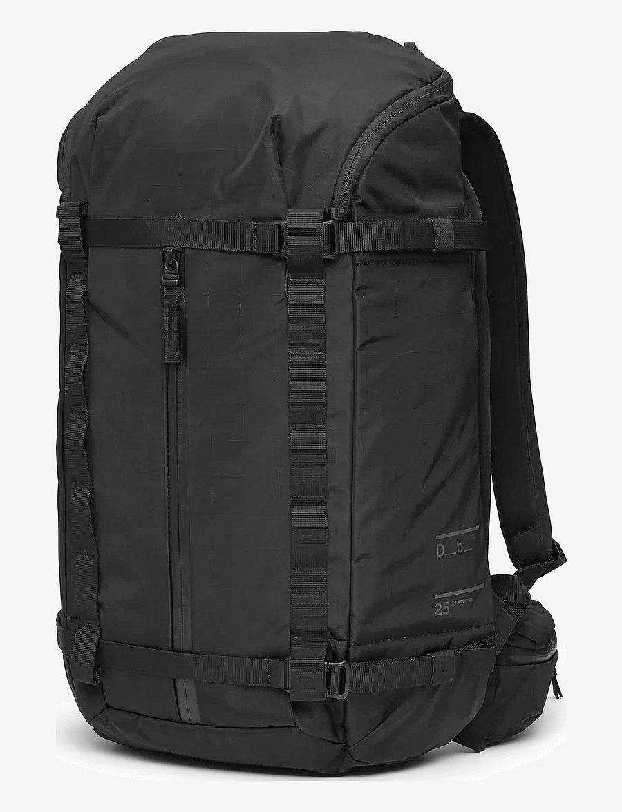 Db Journey - Backcountry Backpack 25L - Íþróttabakpokar - black out - 1