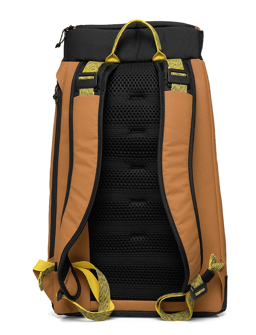 Db Journey - Hugger Backpack 25L Acorn Brown - sportryggsäckar - acorn brown - 1