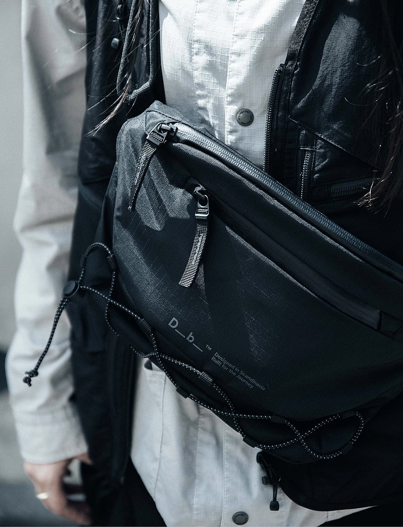 Db Journey - Roamer Pro Sling Bag 6L - Üleõla- ja kõhukotid - black out - 0