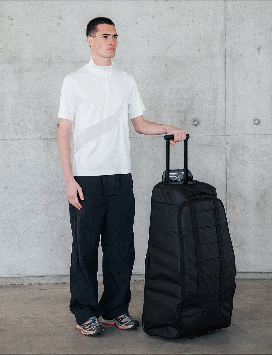 Db Journey - Hugger Roller Bag 90L - rejsetasker - black out - 0