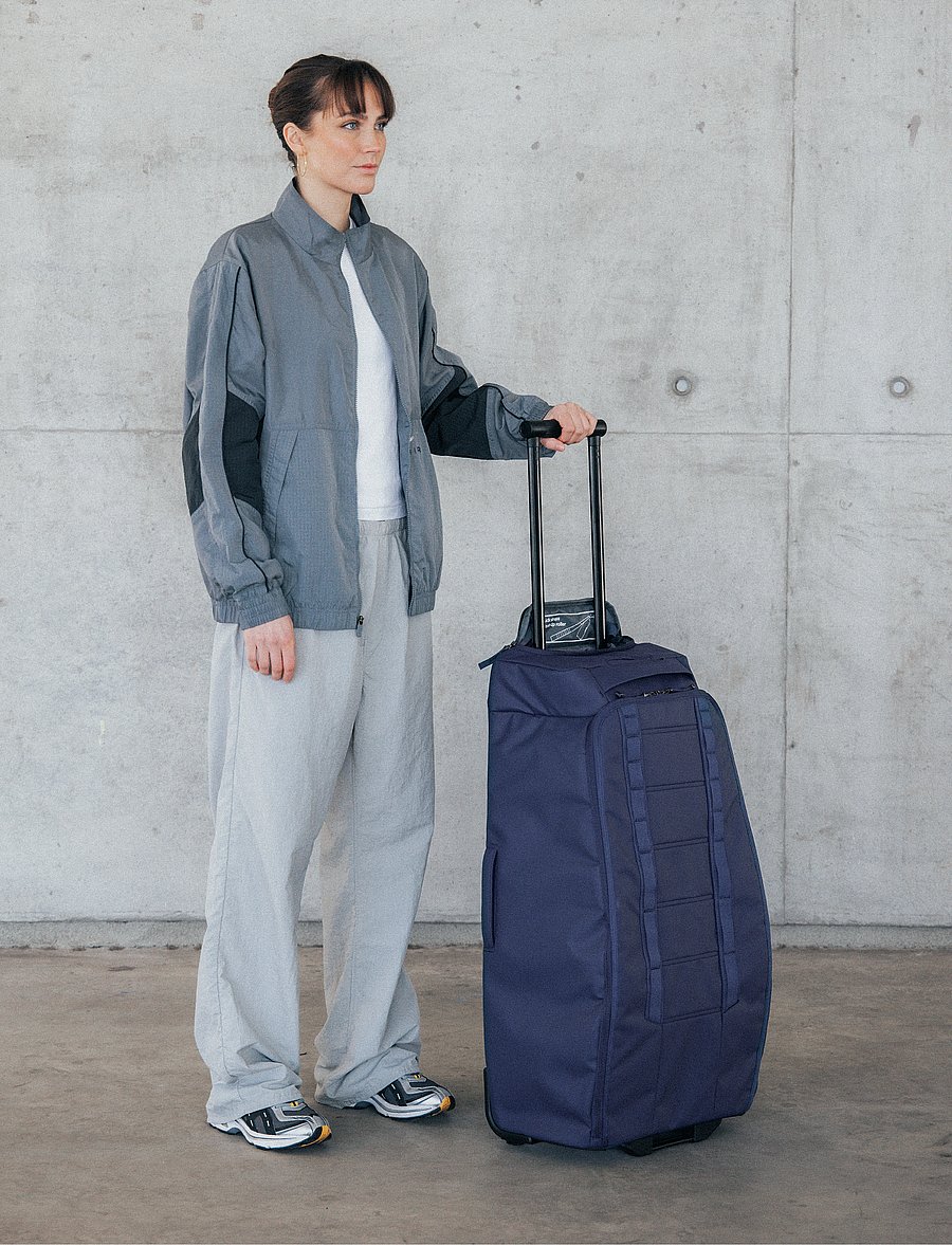 Db Journey - Hugger Roller Bag 60L - ceļojumu somas - blue hour - 0