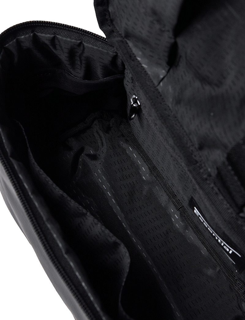 Db Journey - Washbag S - rankinės ilgu dirželiu ir rankinės ant juosmens - black out - 3