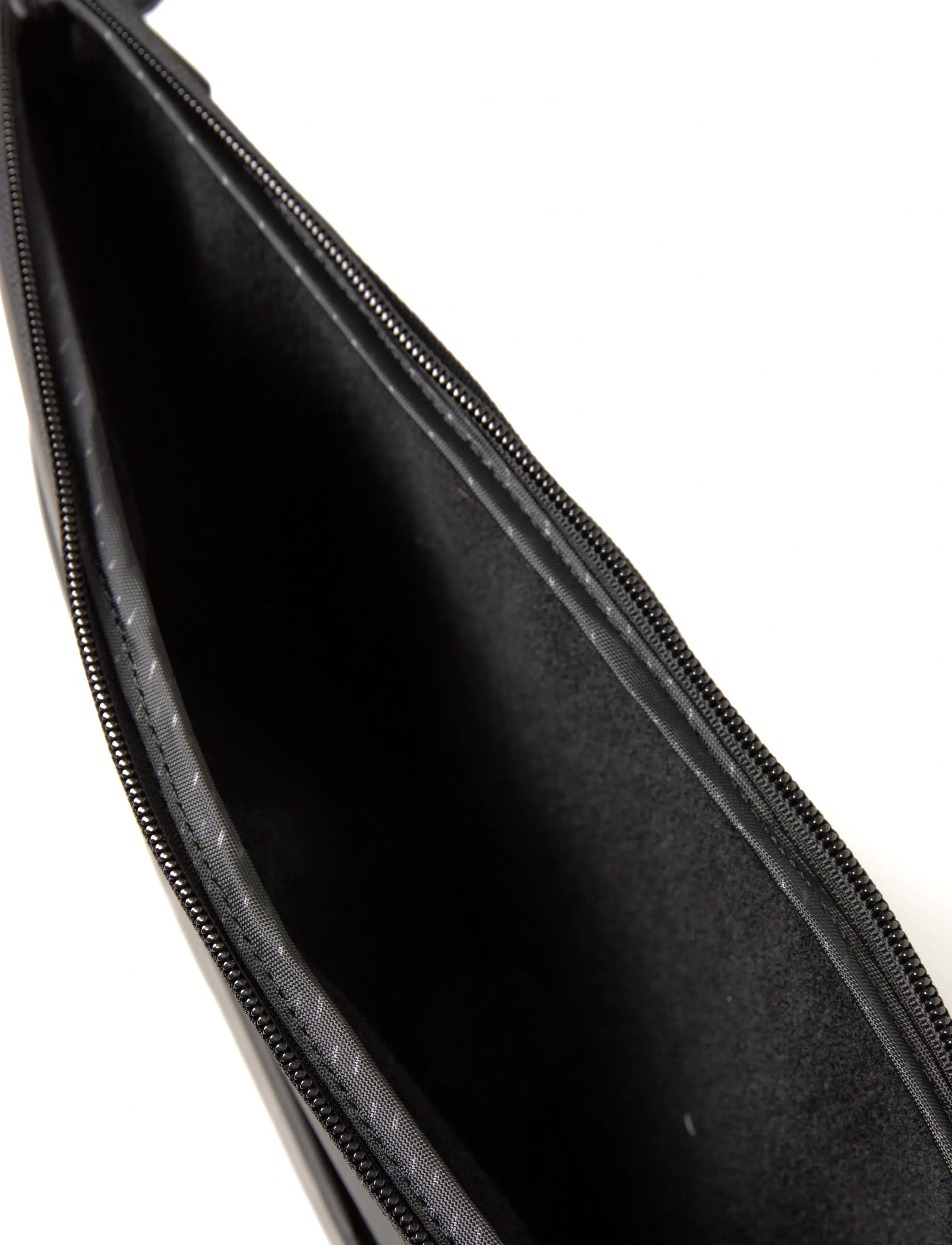 Db Journey - Ramverk Laptop sleeve 16" - sülearvutikotid - black out - 5