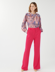 Dea Kudibal - RIHANNA - trousers - hot pink - 2