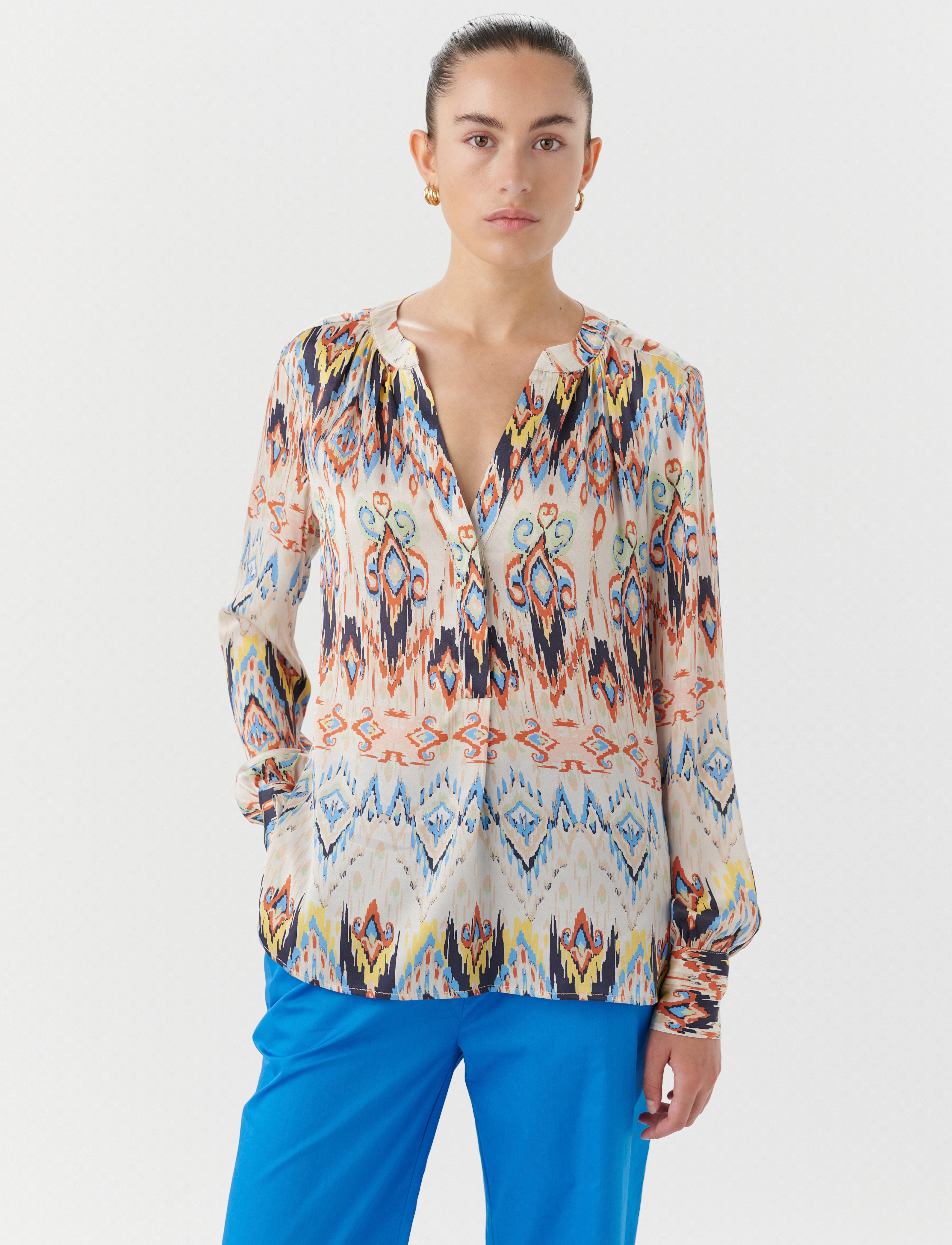 Dea Kudibal - KAY - ikat salsa - 3