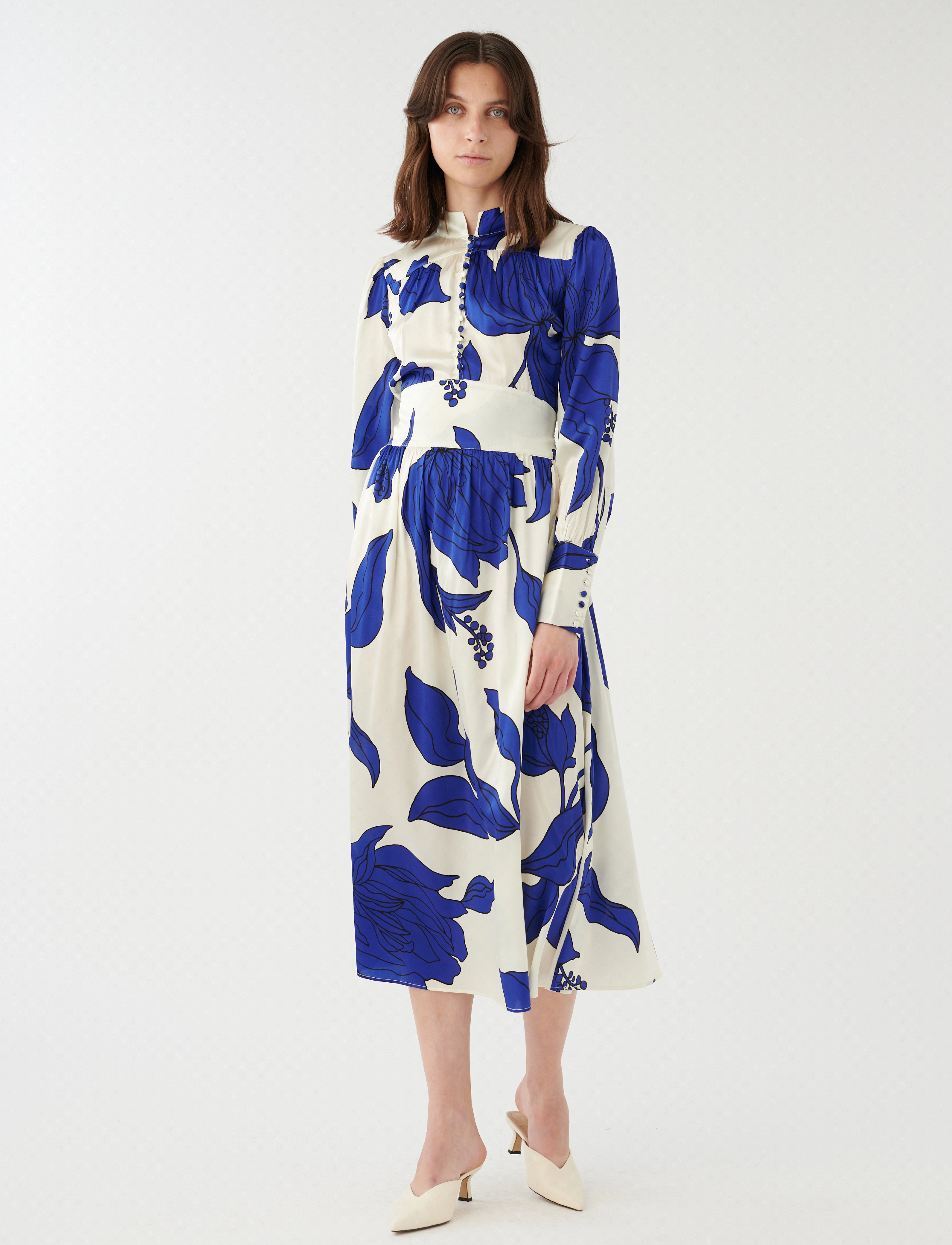 Dea Kudibal - ALONDRADEA - datura cobalt - 2