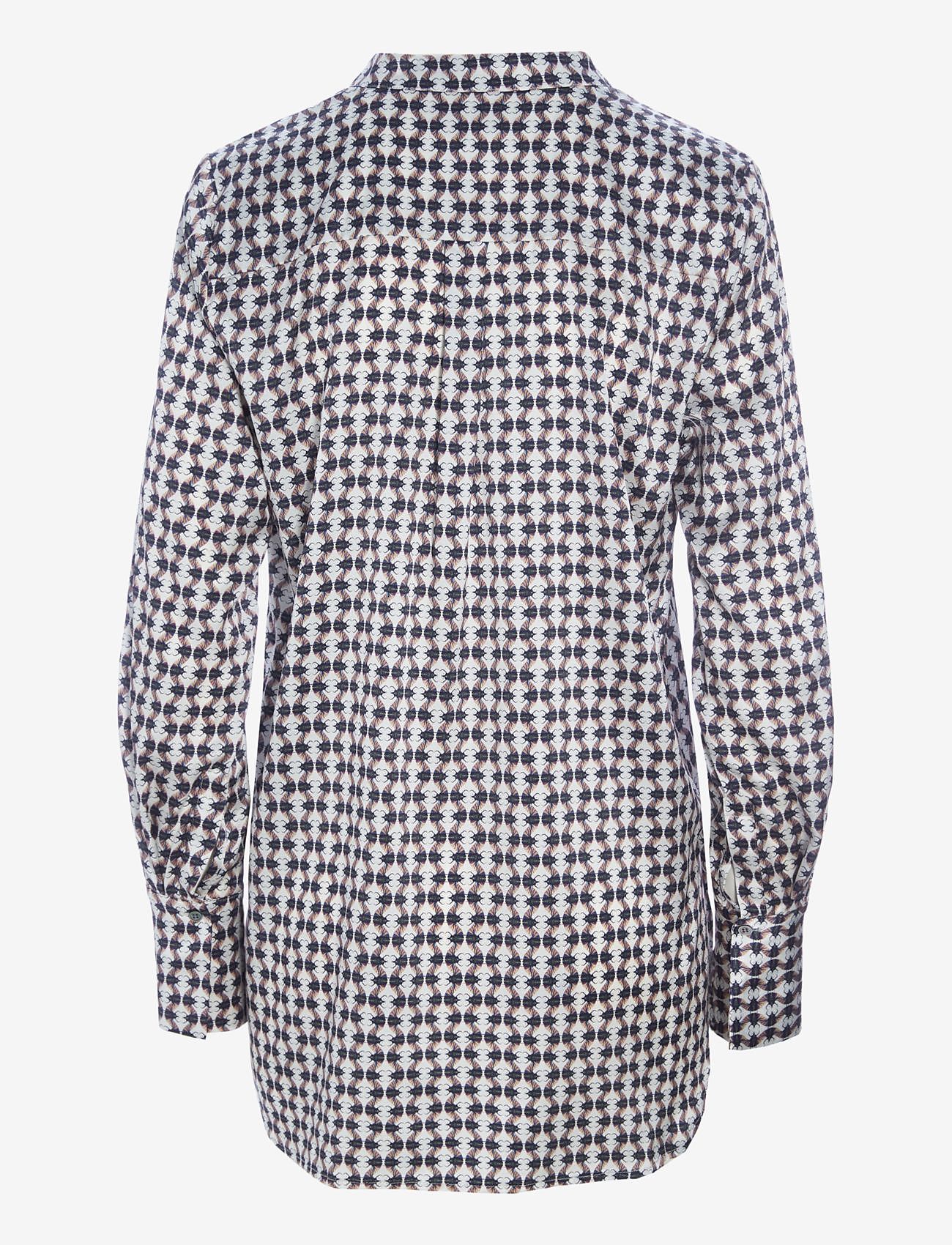 Dea Kudibal - BETTY - beetle - 1