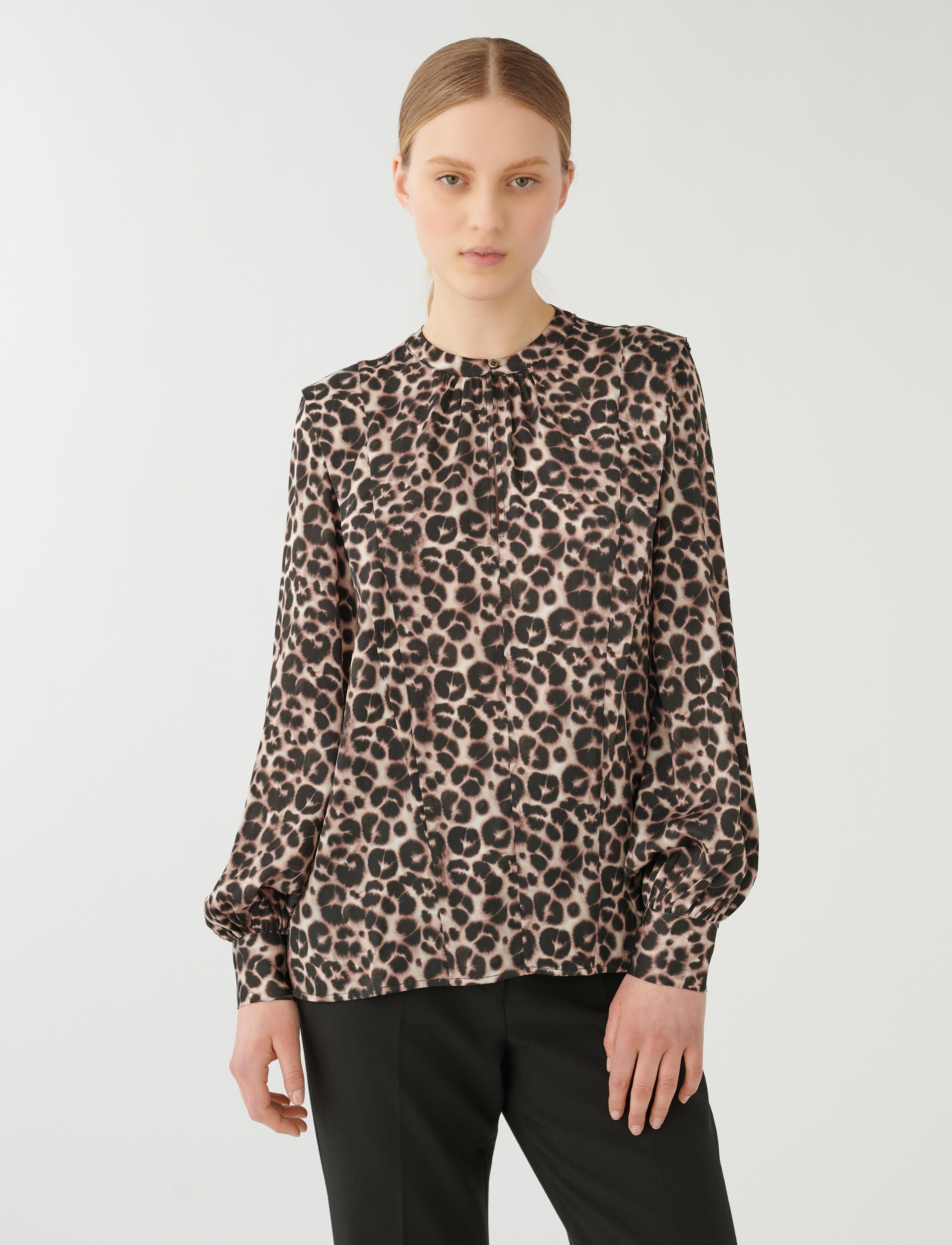 Dea Kudibal - EVELYN - leopard soil - 3