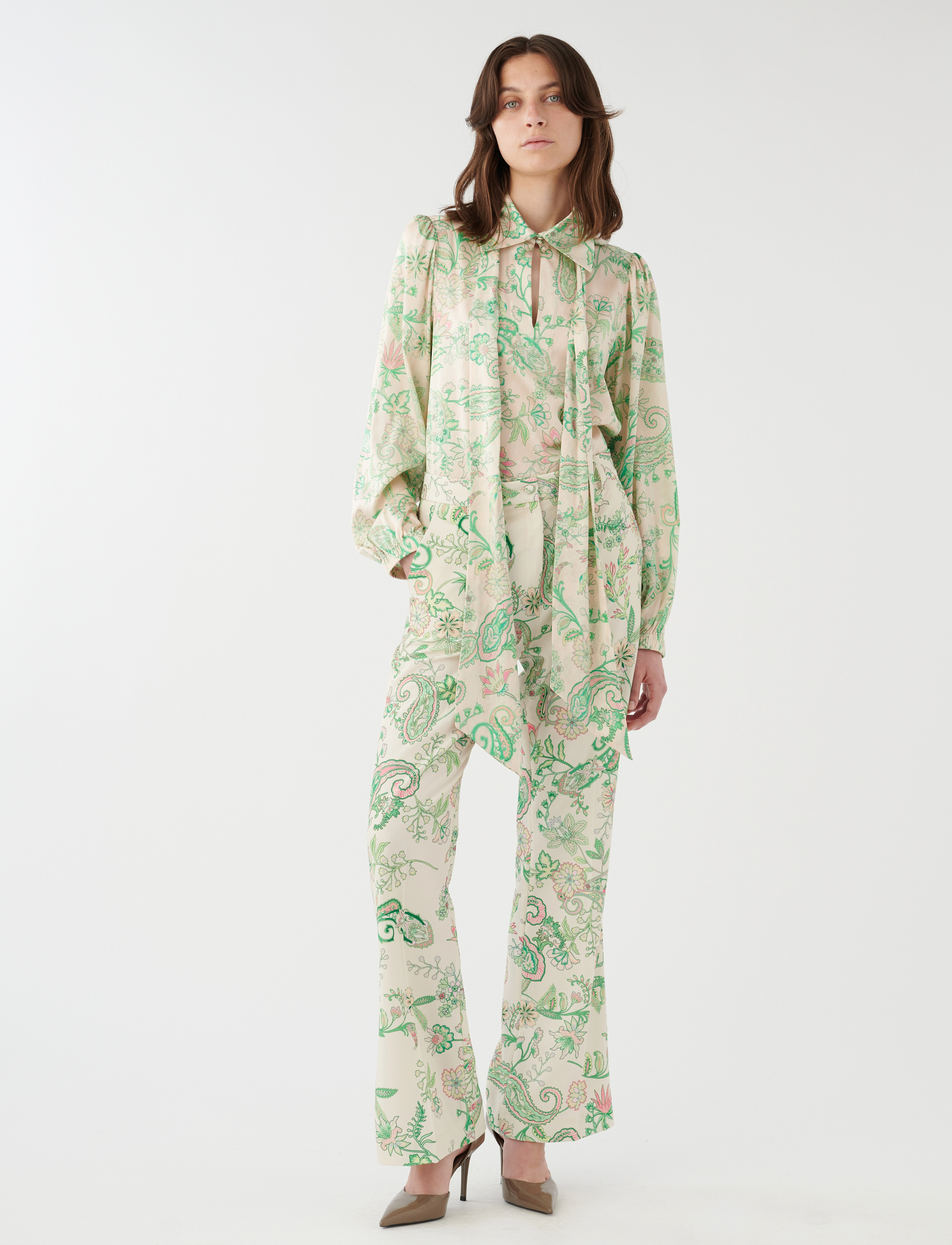Dea Kudibal - KIKKIDEA - paisley frog - 4