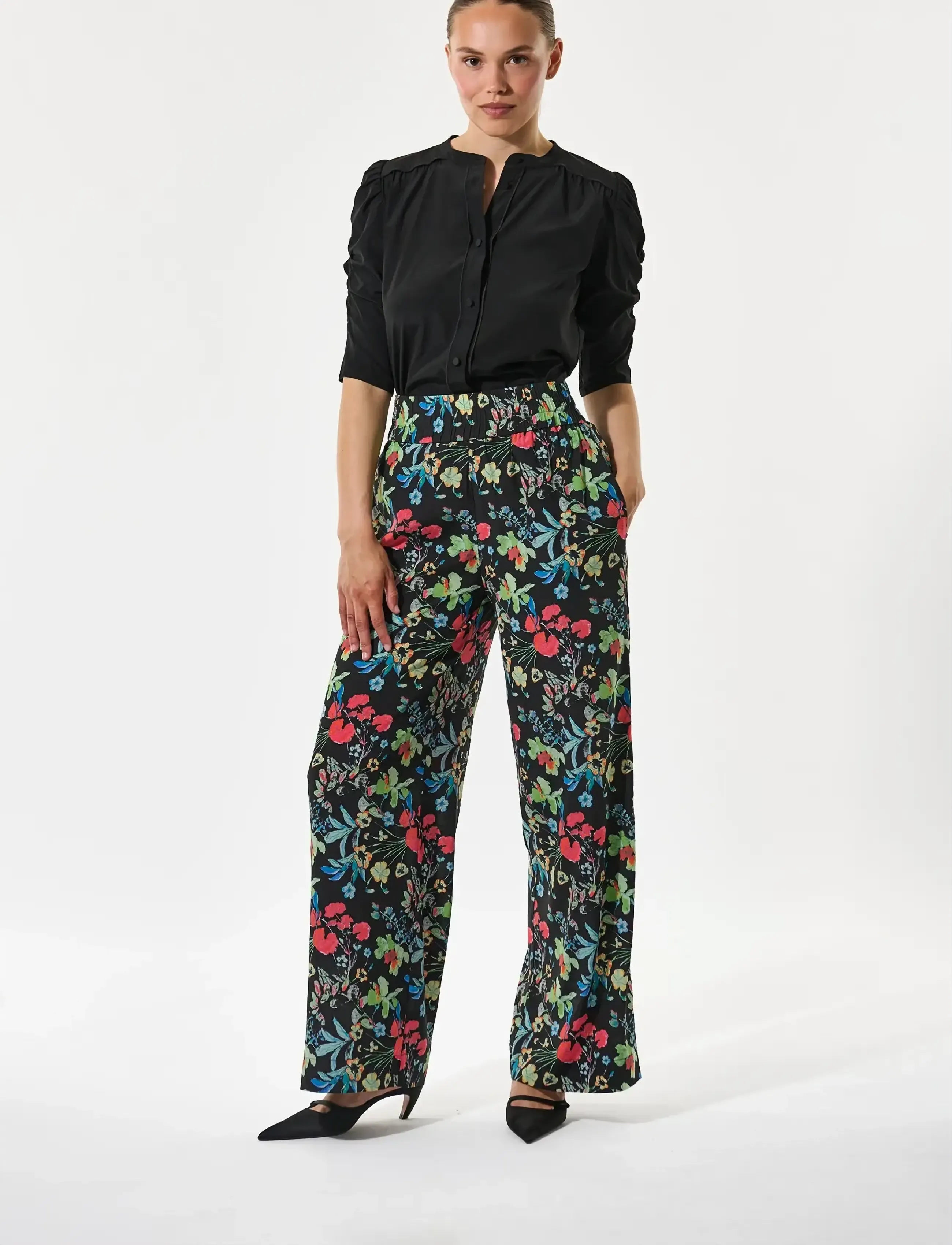 Dea Kudibal MARGODEA - Uus - FLEURETTE SPACE / multi