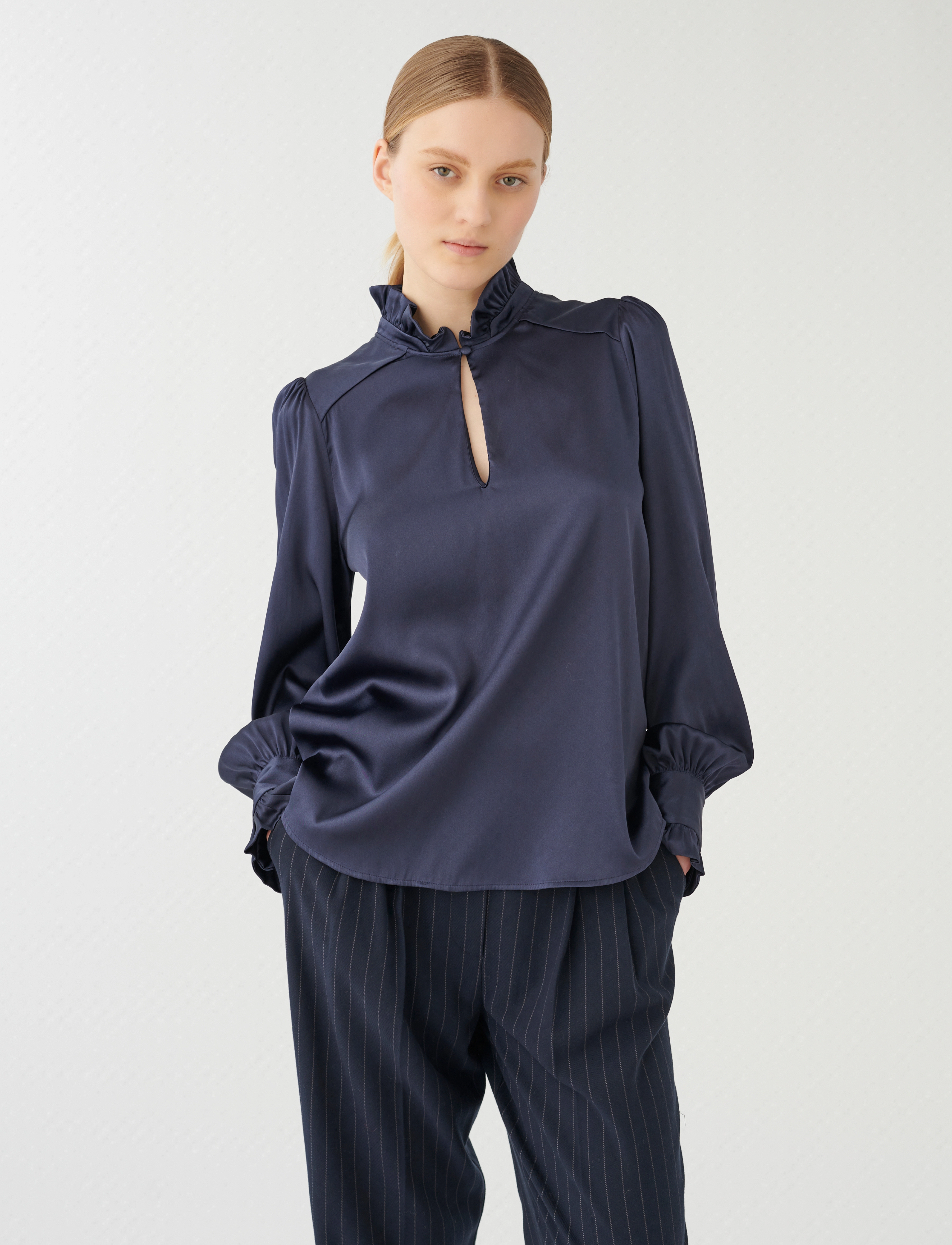 Dea Kudibal - MERLE - optical - 3