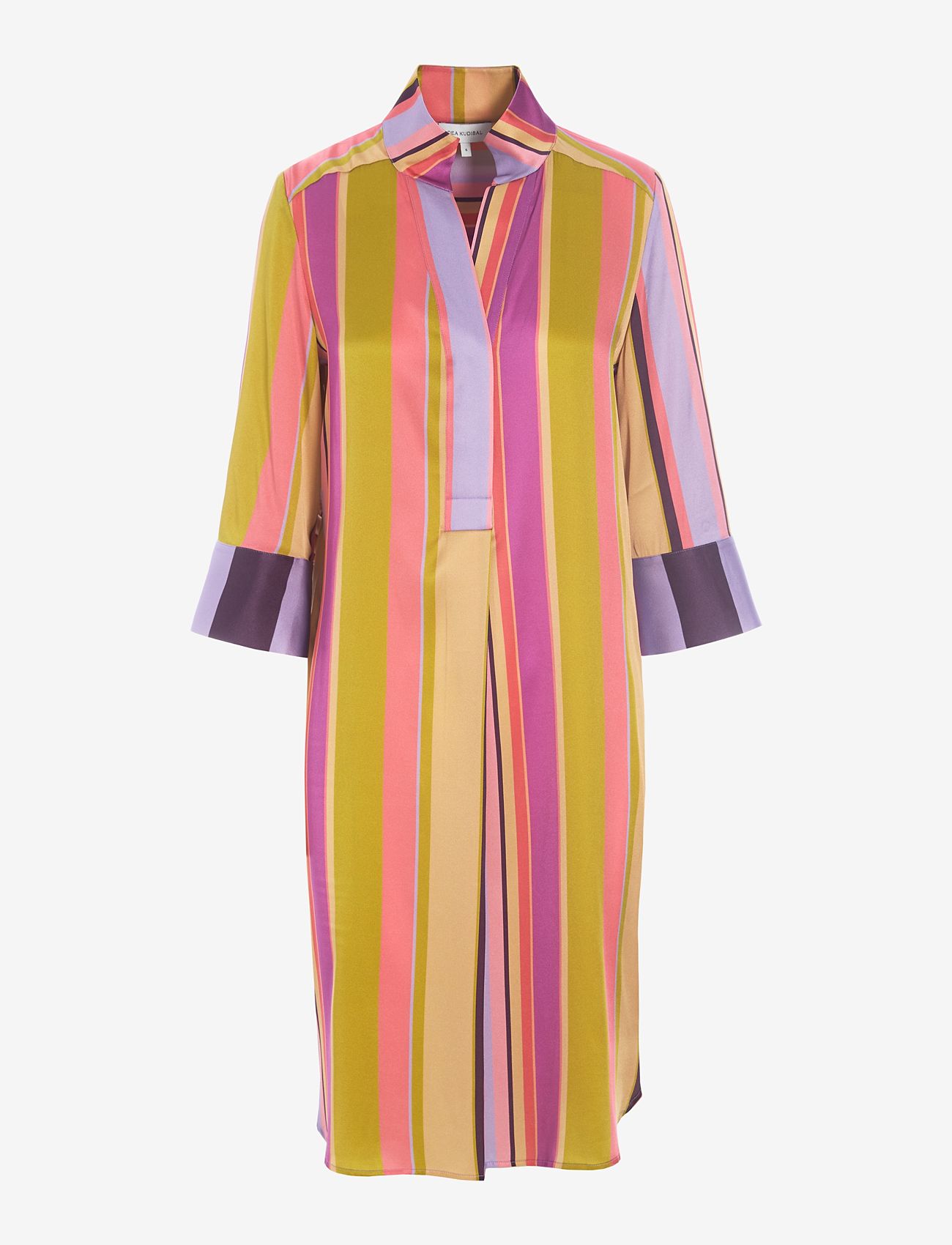 Dea Kudibal - KAMILLESDEA - combined - 0