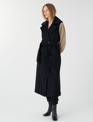 Dea Kudibal - SALONNA - winter coats - black - 3