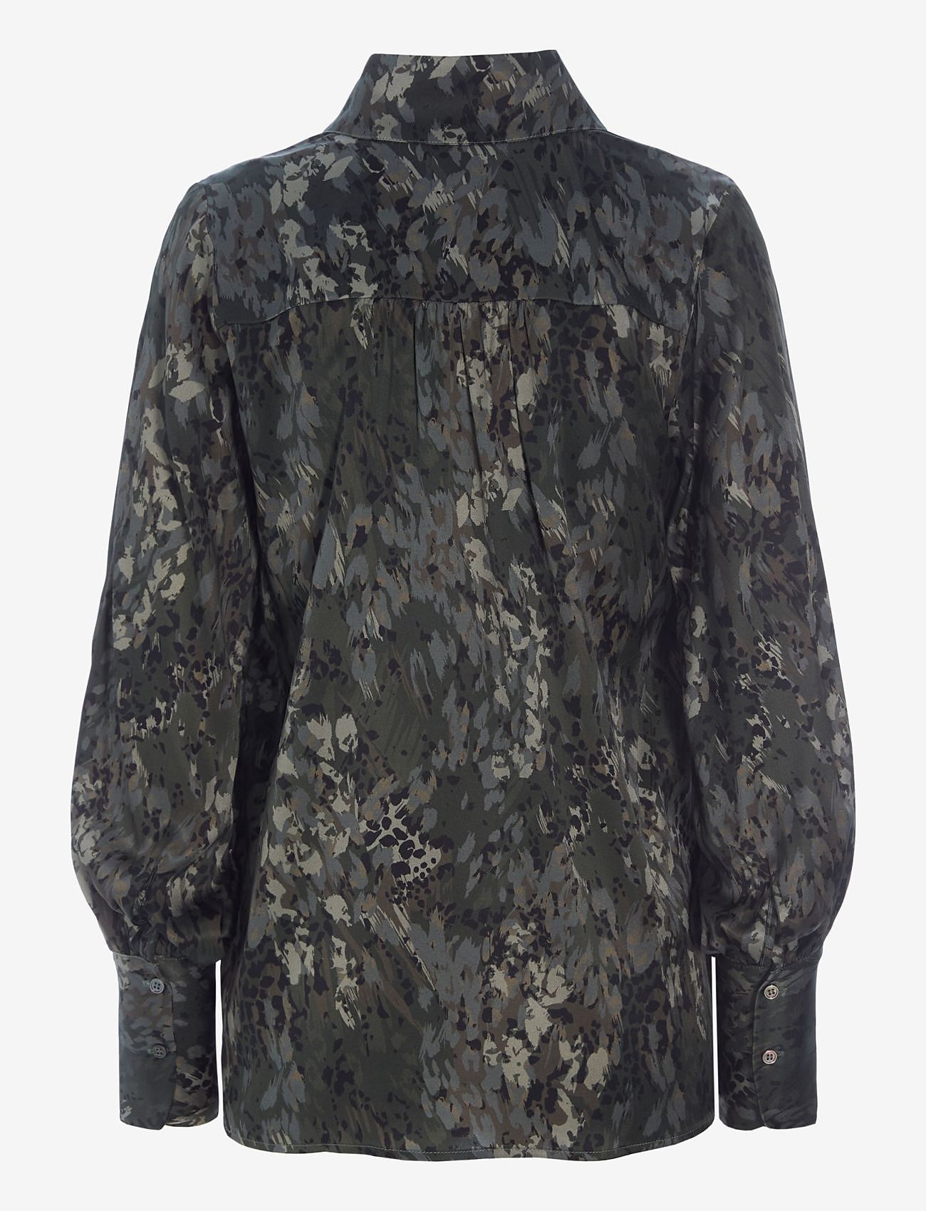 Dea Kudibal - MARIKKA - ozelot beetle - 1