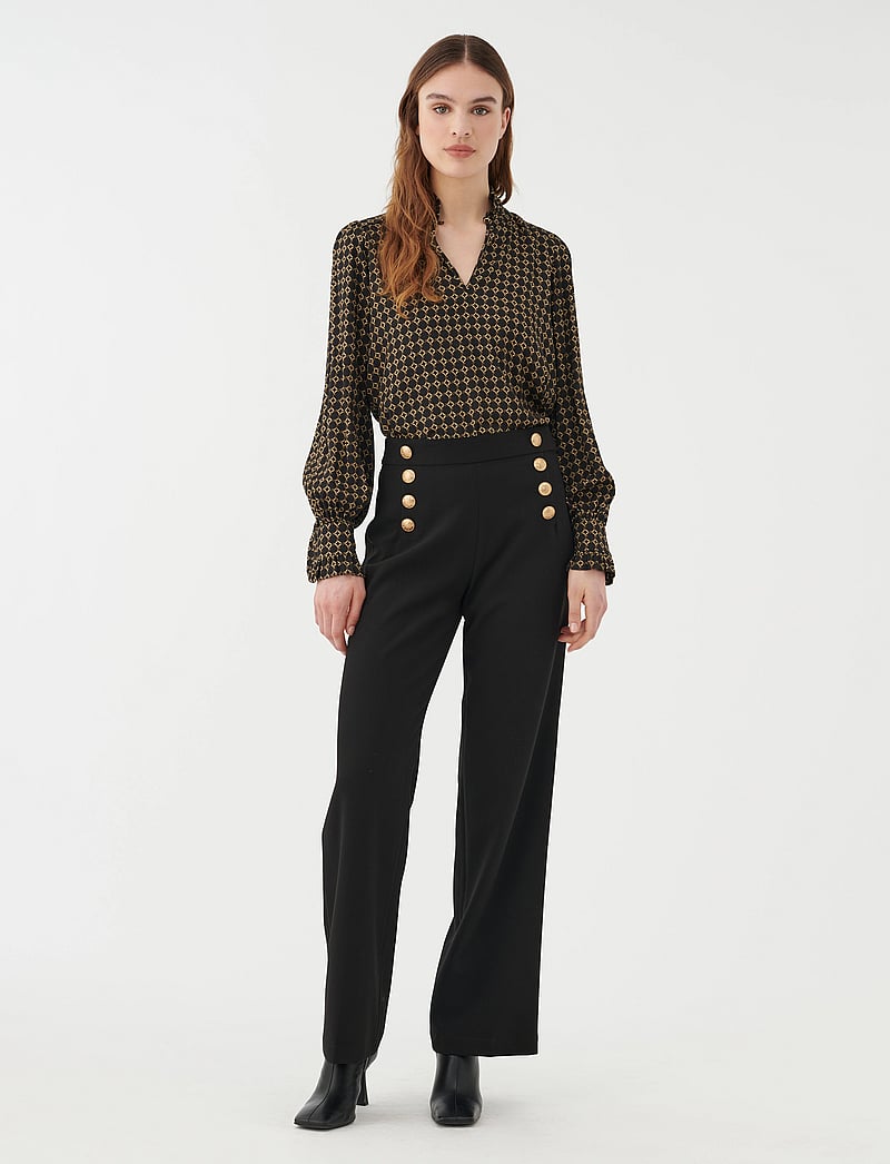 Dea Kudibal - MERLEDEA - bees - 0