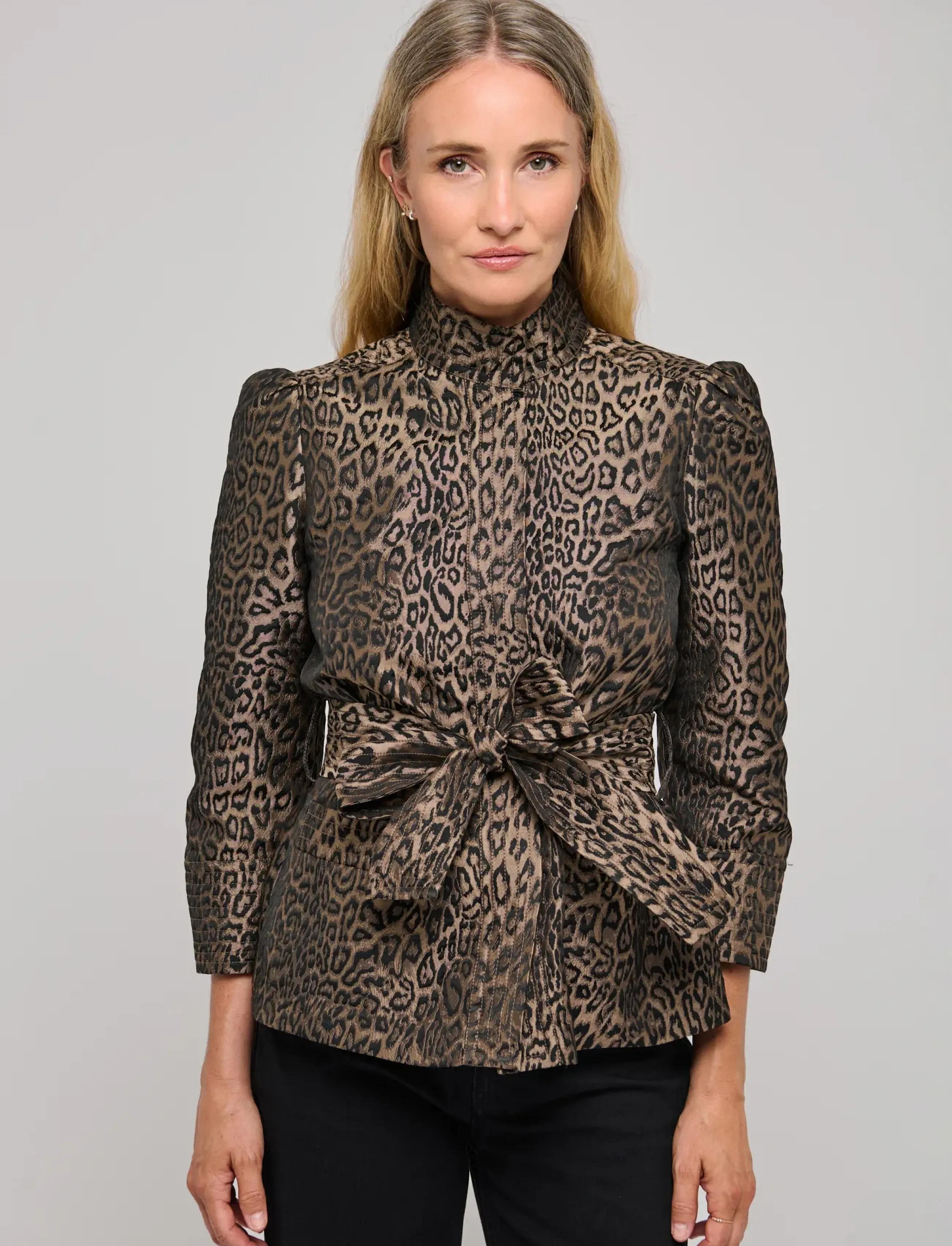 Dea Kudibal - ELLADEA NS - blazer mit gürtel - leo jacquard - 0