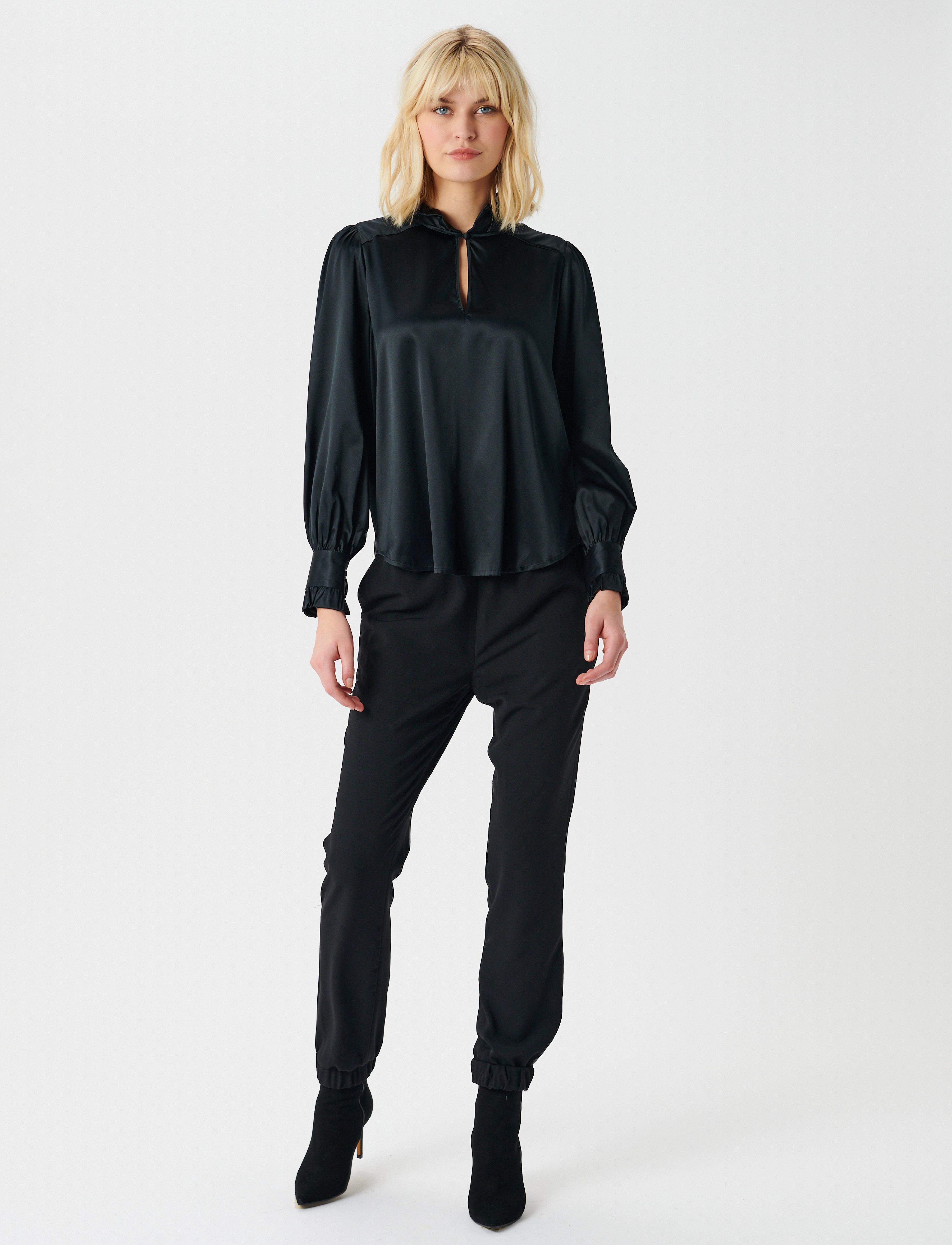 Dea Kudibal - MERLE - black - 2