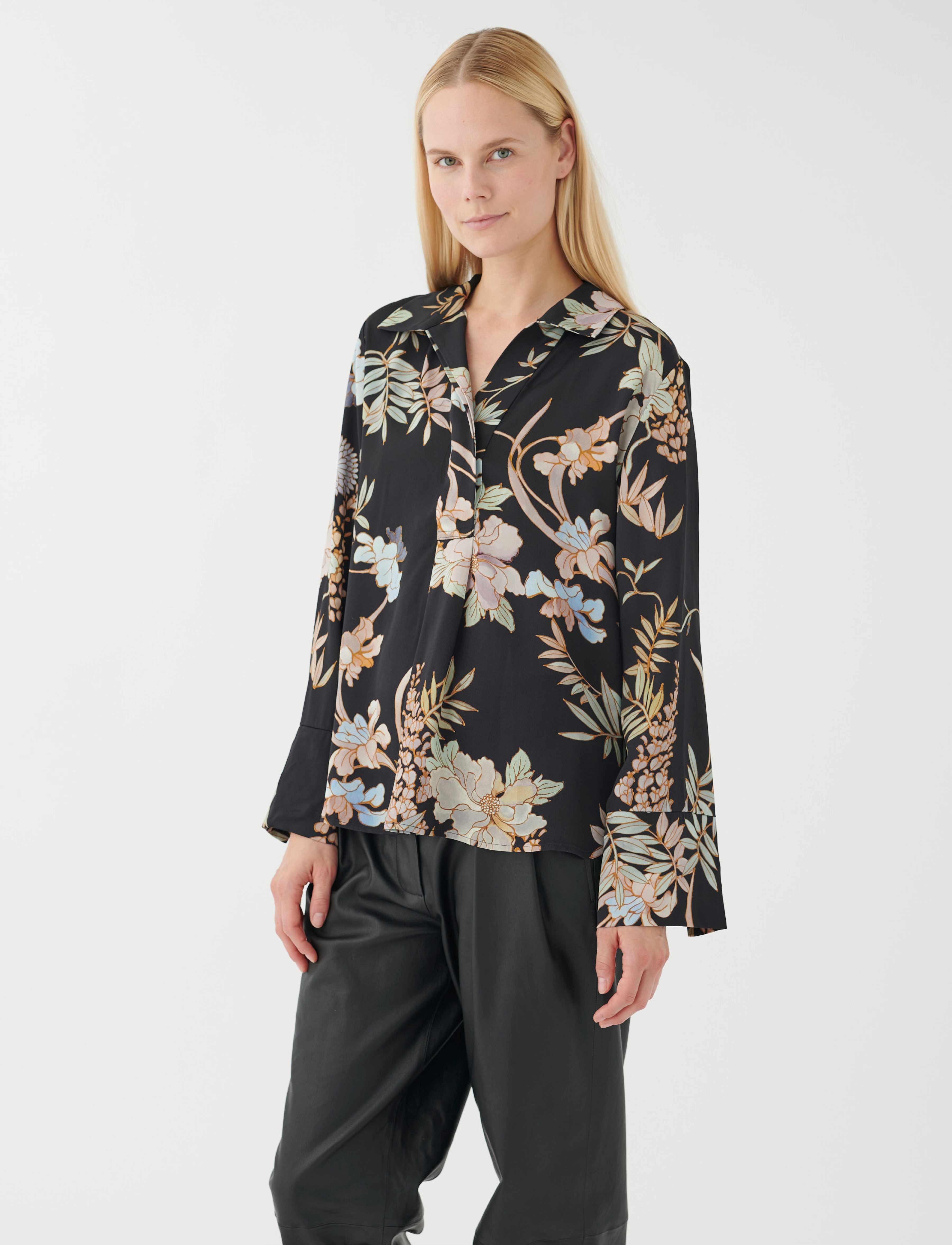 Dea Kudibal - JANETDEA - long-sleeved blouses - mimosa black - 2