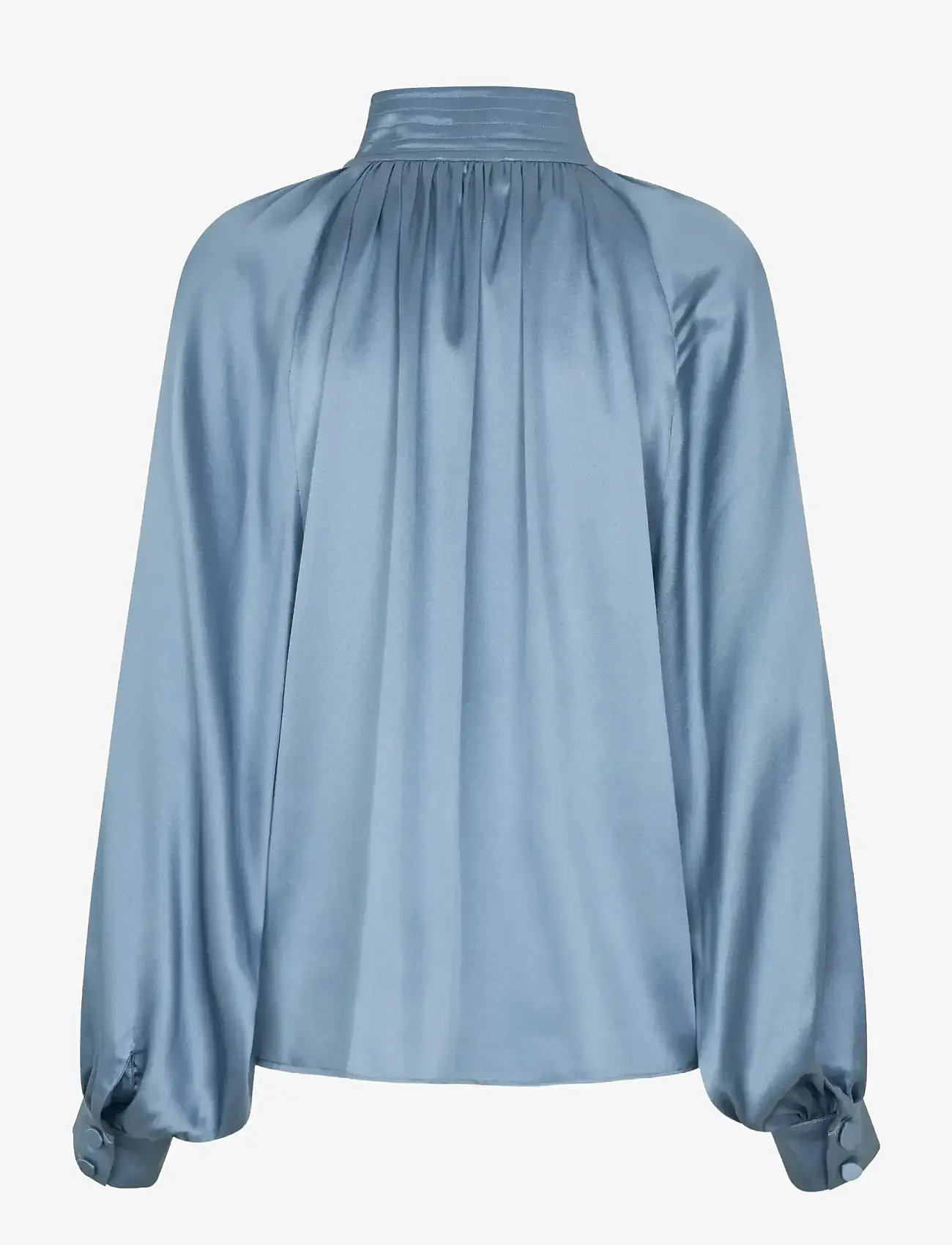 Dea Kudibal - NICOLADEA - harbour - 2