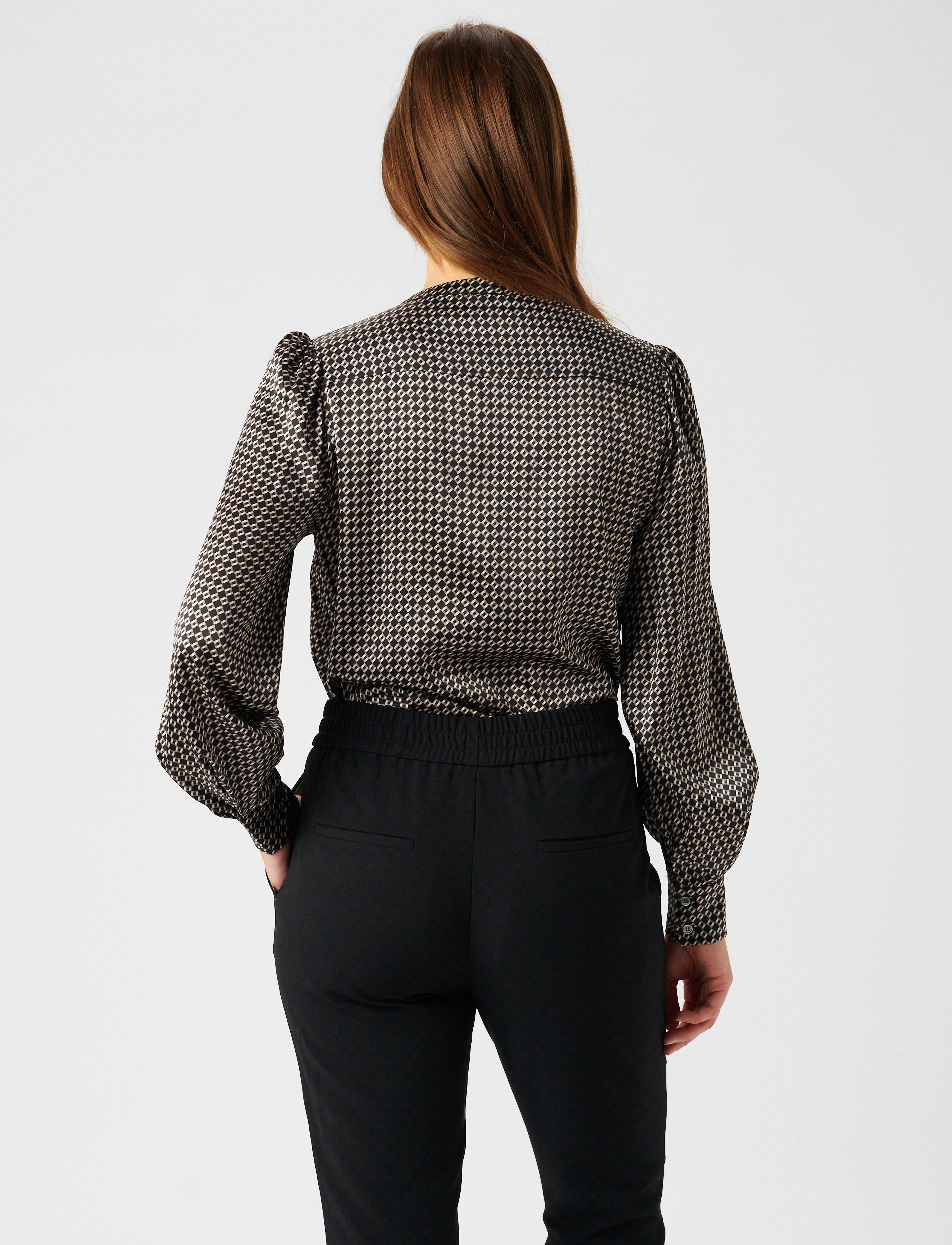 Dea Kudibal - STACY - lattice - 4