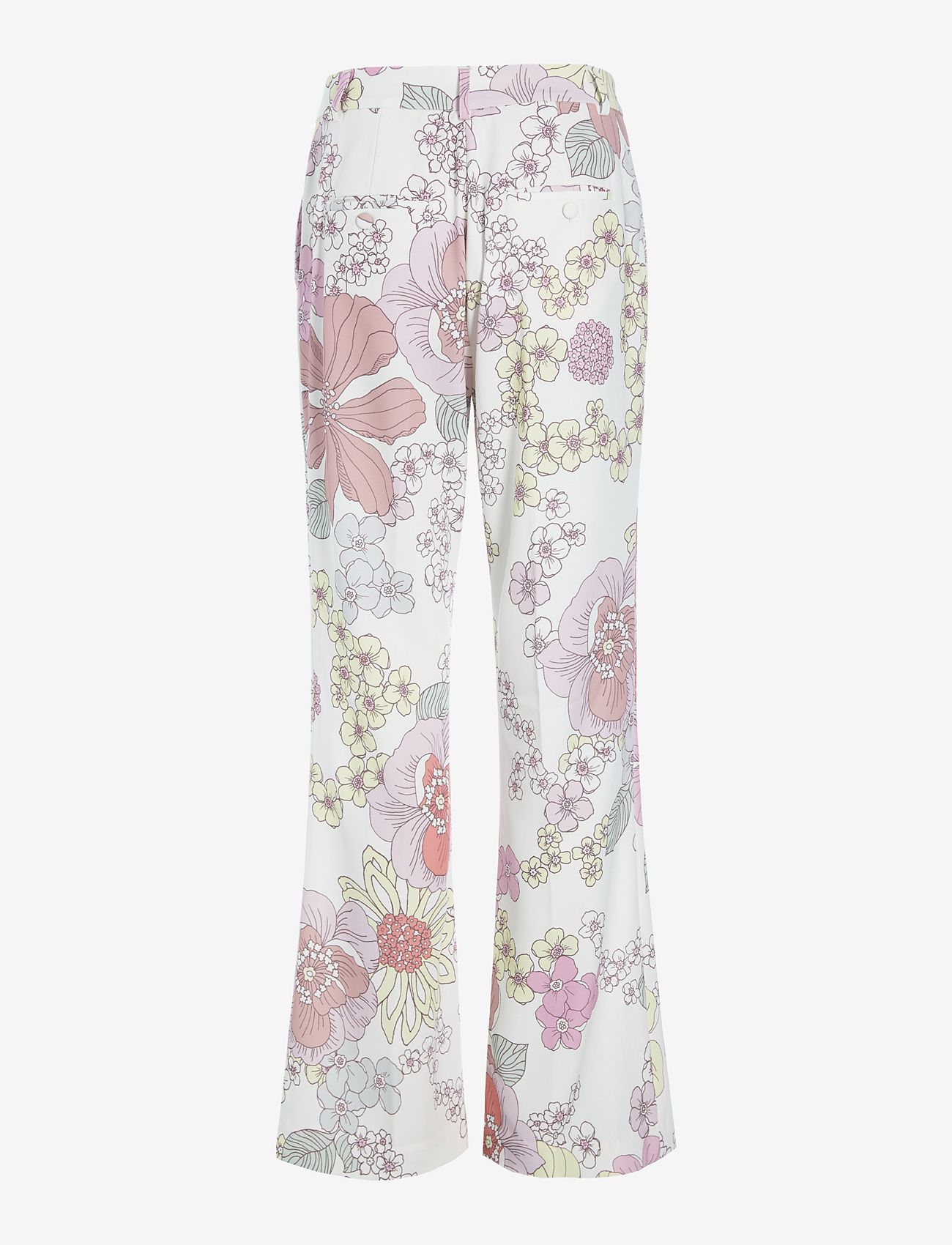 Dea Kudibal - RIHANNA - riviera - 1