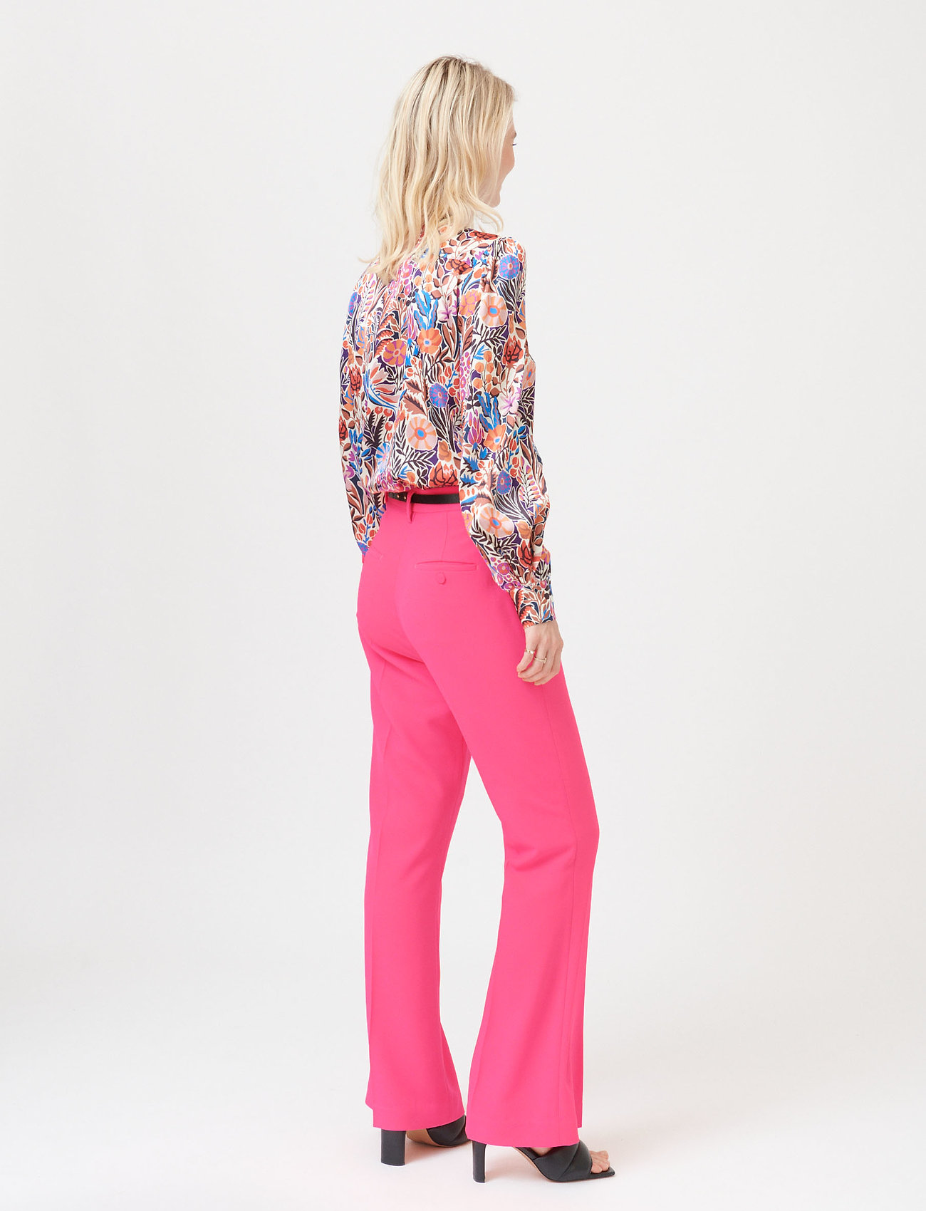 Dea Kudibal - STACY - floral - 3