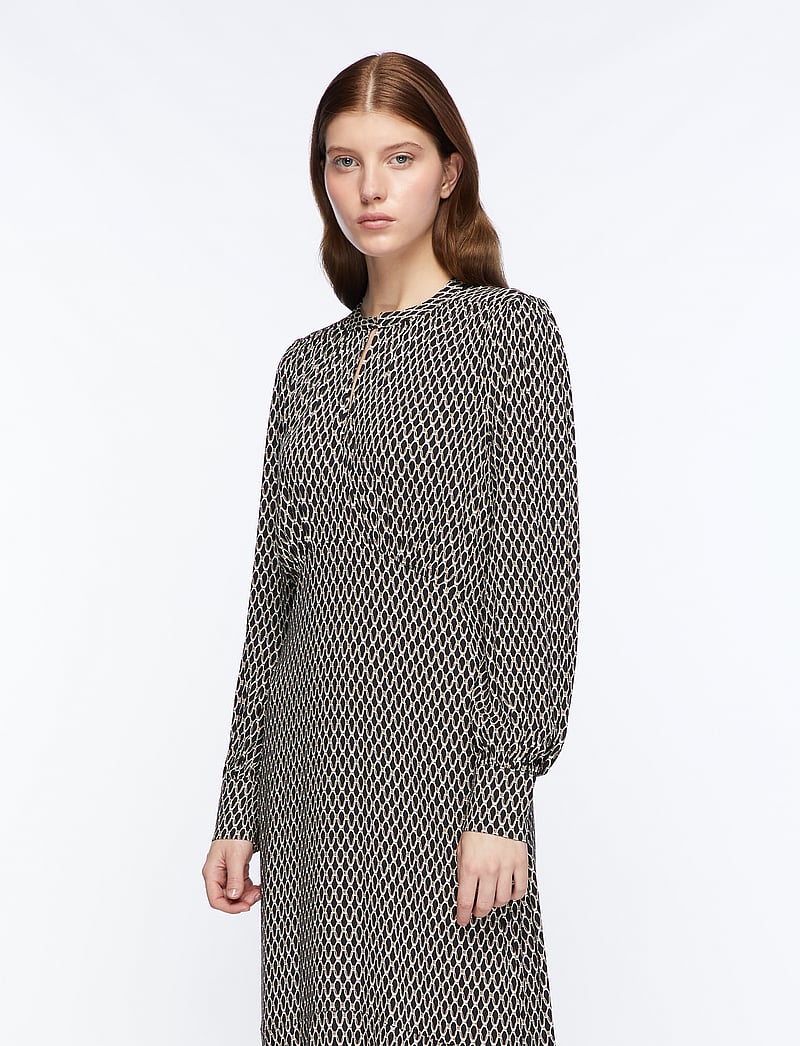 Dea Kudibal - RUMERDEA EV - sommerkjoler - takao - 0