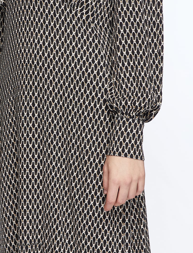 Dea Kudibal - RUMERDEA EV - sommerkjoler - takao - 5