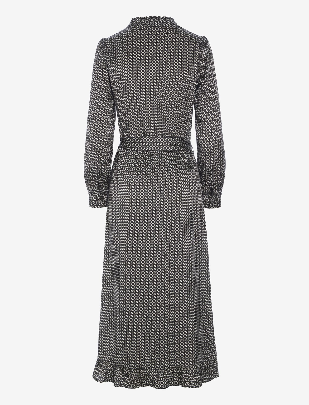 Dea Kudibal - ADINA - lattice - 1