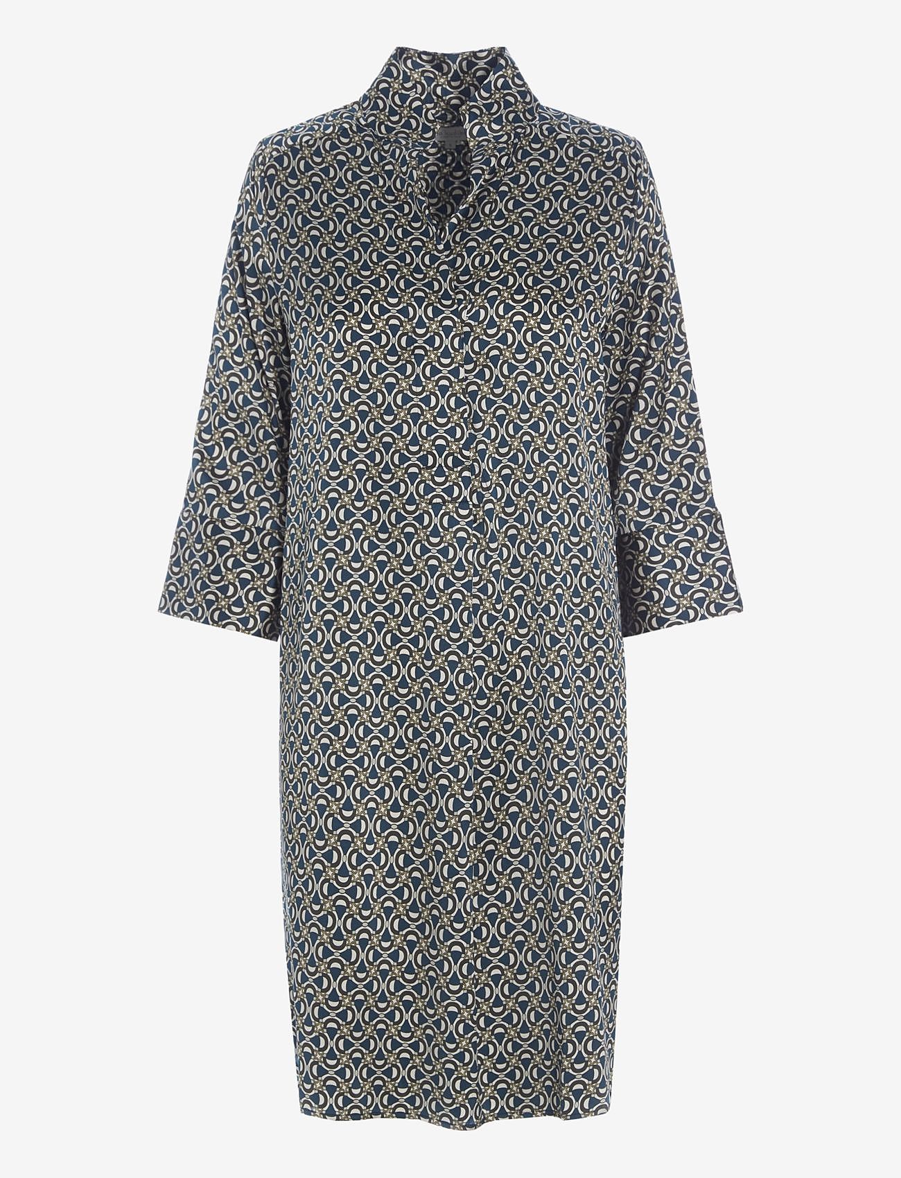 Dea Kudibal - KAMILLE - moloch space - 0