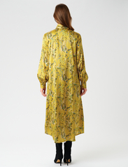 Dea Kudibal - NOLEY - vidutinio ilgio suknelės - anthurium canary - 4