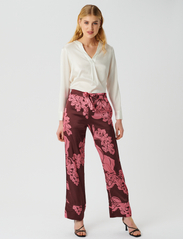 Dea Kudibal - IVY (V) - wide leg trousers - big floral raspberry - 2