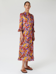 Dea Kudibal - ROSANNA - marškinių tipo suknelės - flora magenta - 4