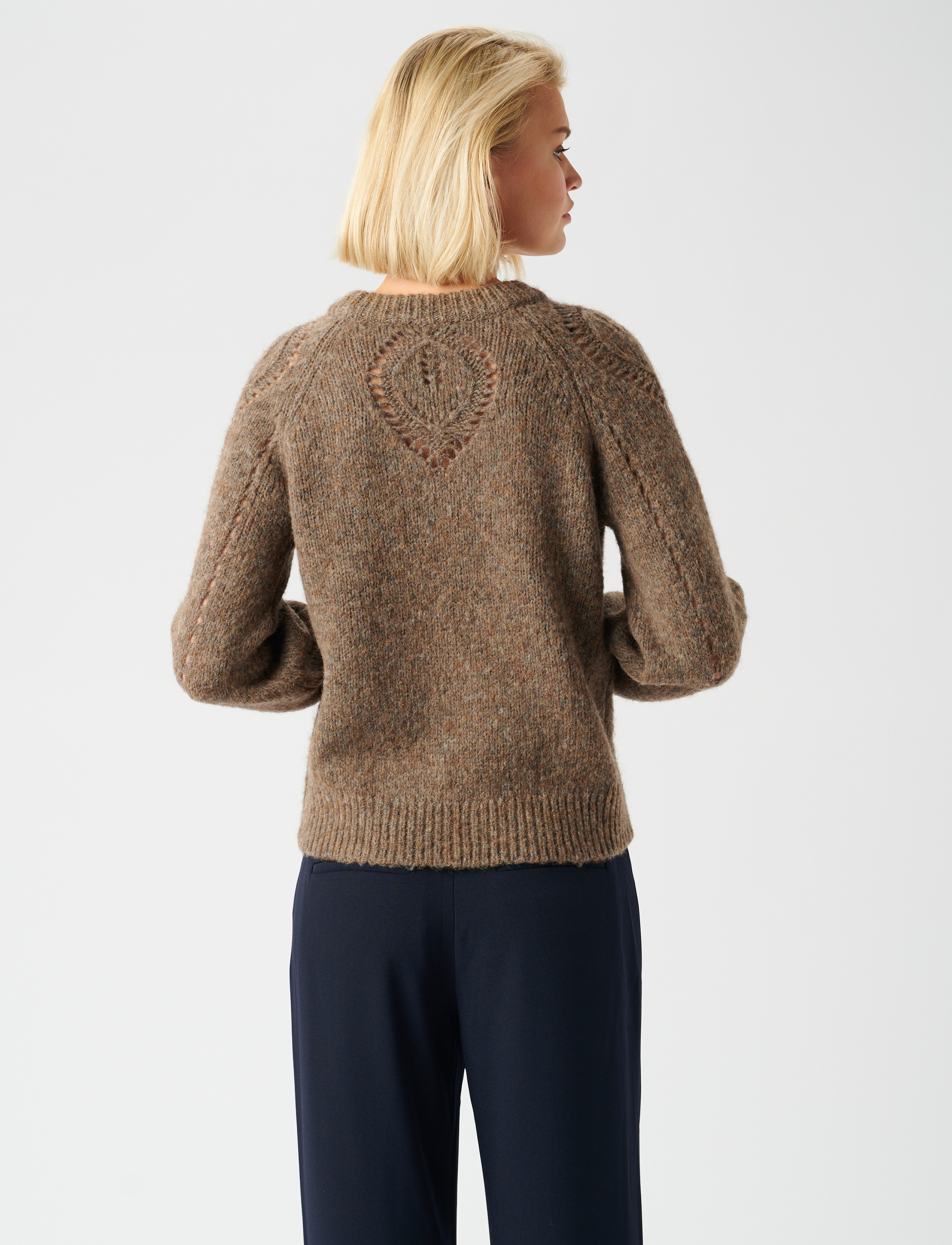 Dea Kudibal - CORINA - walnut - 4
