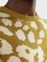 DEDICATED - Sweater Mora Leopard - knitted round necks - green moss - 5