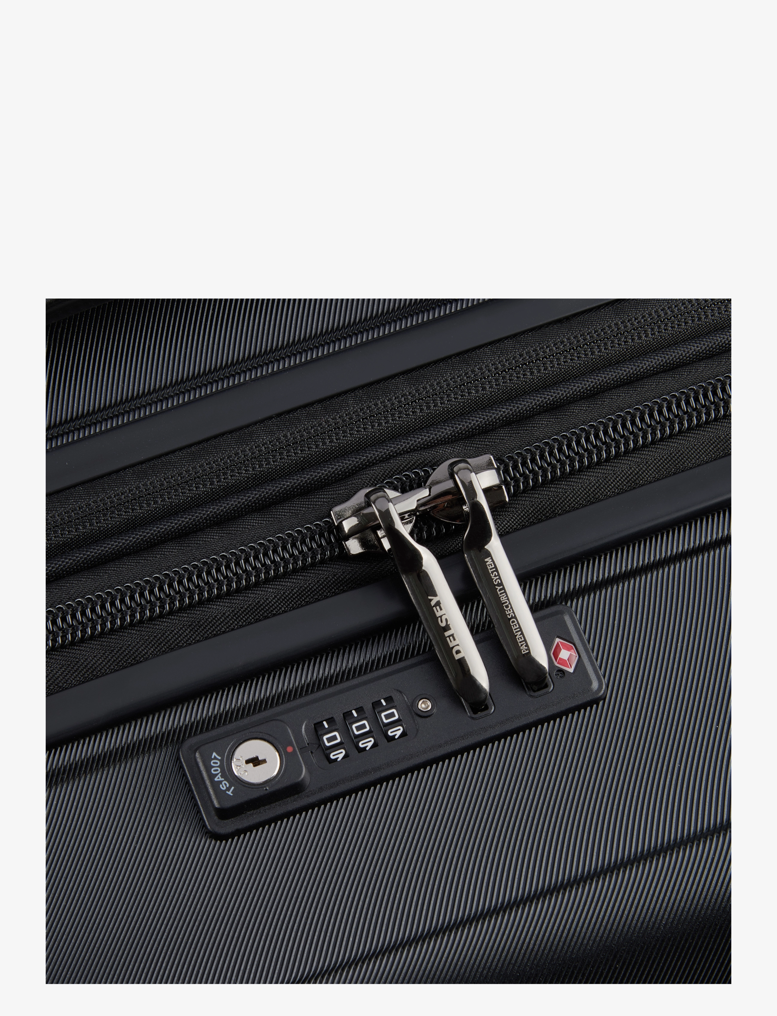 DELSEY PARIS - Shadow 5.0  75 cm trolley case - lomasuosikit - black - 5